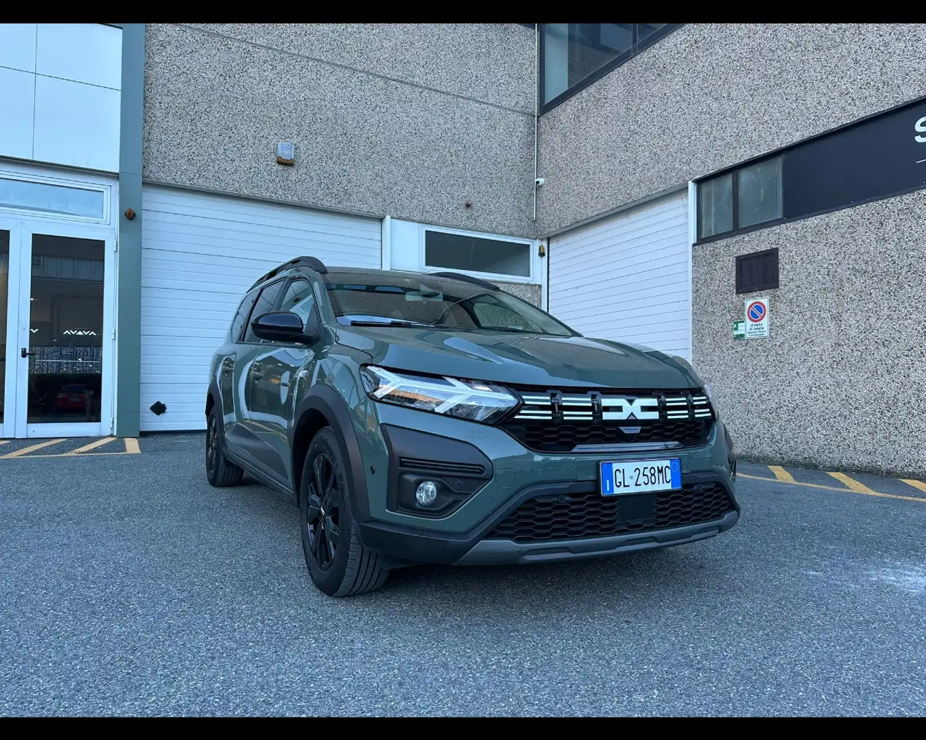 Dacia Jogger 1.0 TCE EXTREME UP GPL 100CV 7P.TI Vert - 1