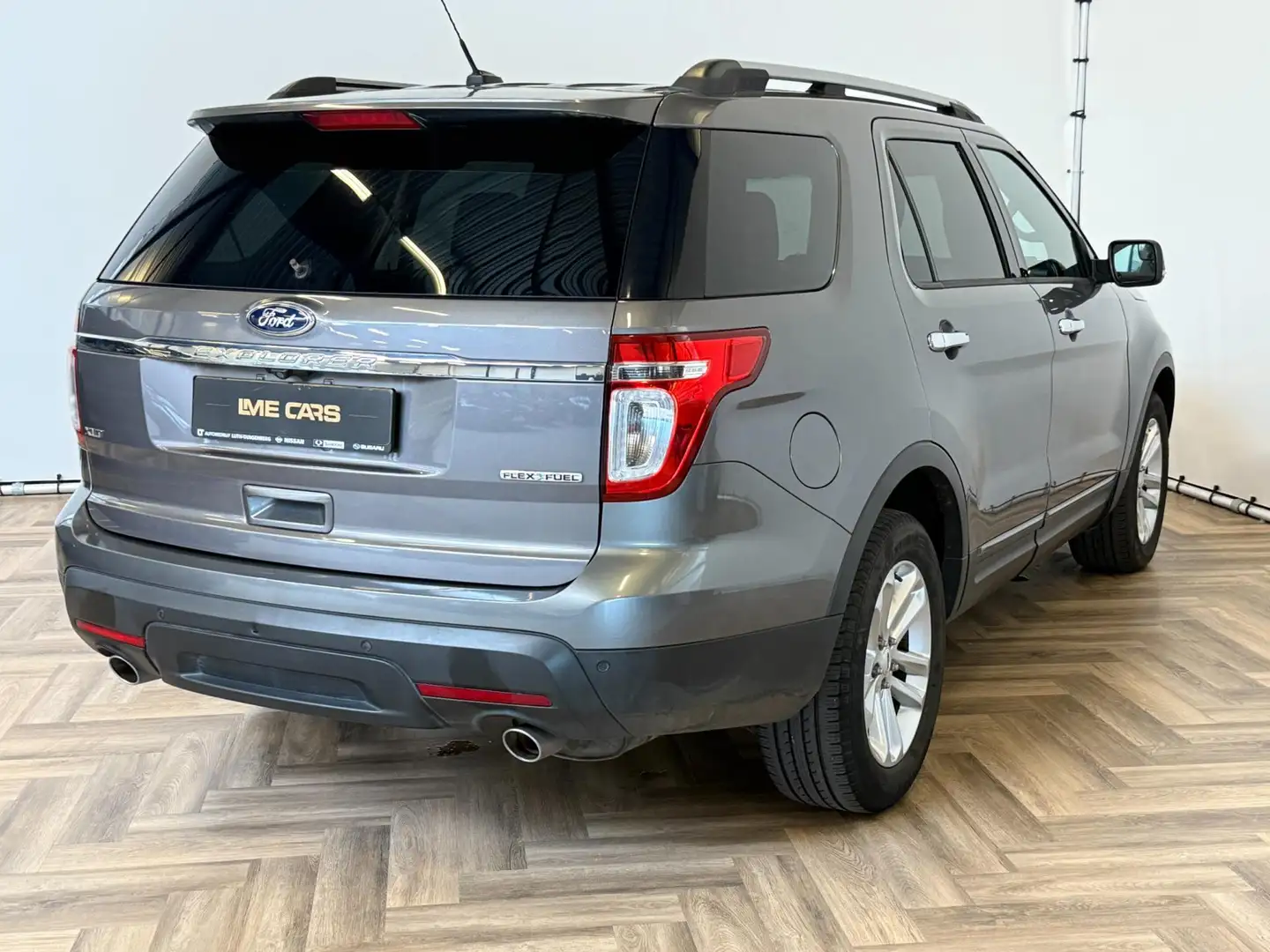 Ford Explorer 3.5 V6 AUTOMAAT ,7P, WEINIG KM , INRUIL MOGELIJK! Grijs - 2