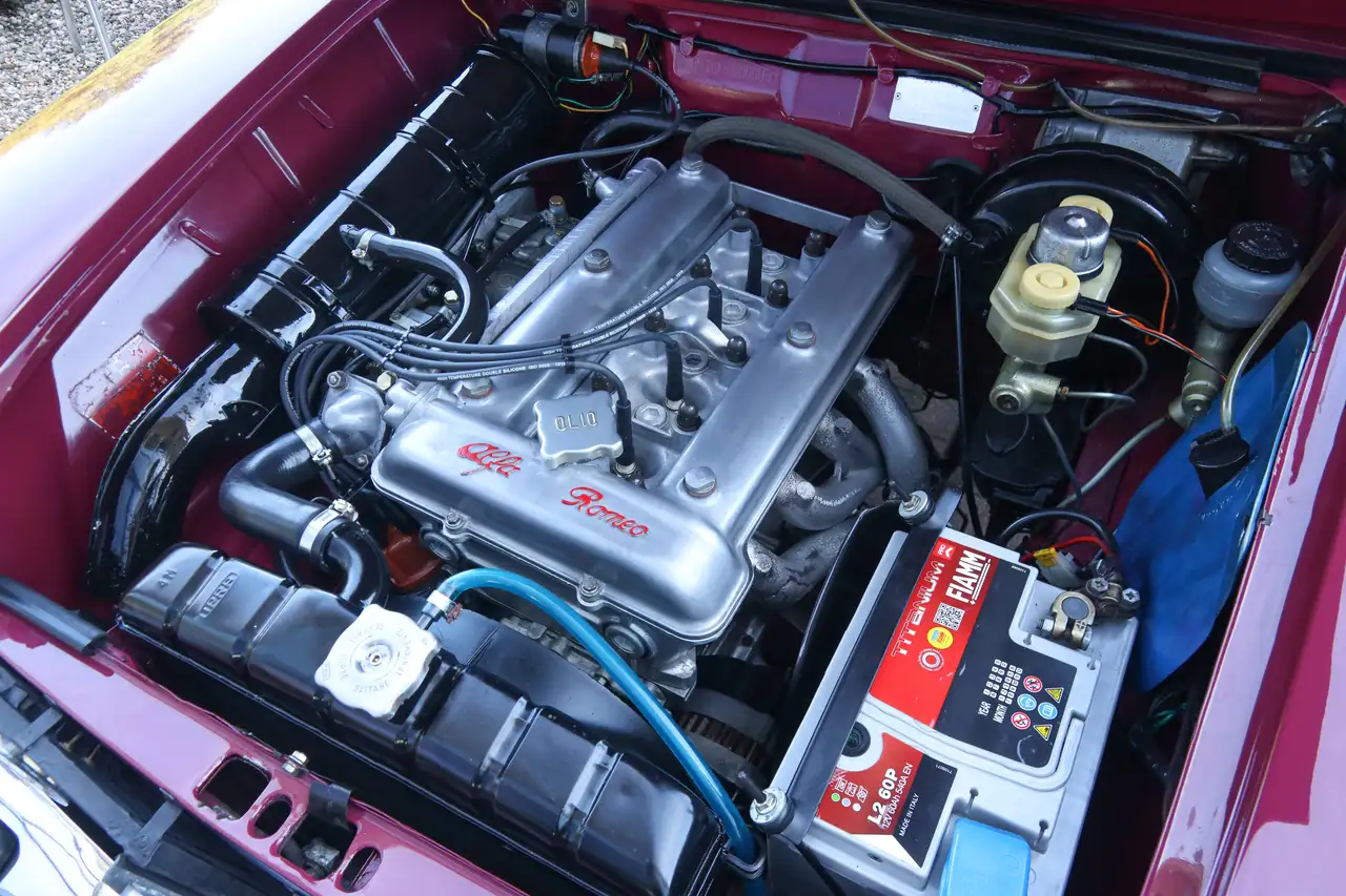 Alfa Romeo Giulia 1300 Nuova Super "Restored by Alfisti" "Restored b, foto 4