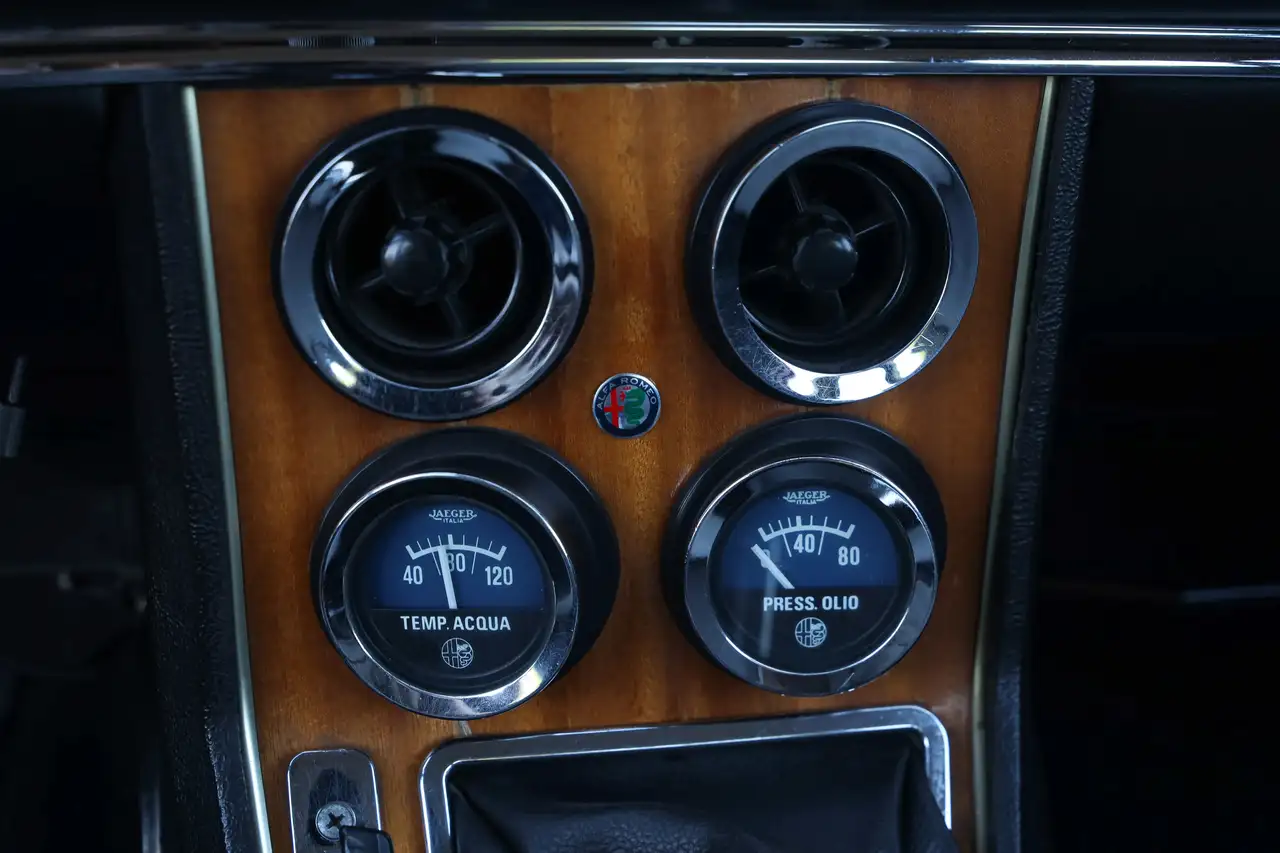 Alfa Romeo Giulia 1300 Nuova Super "Restored by Alfisti" "Restored b, foto 12