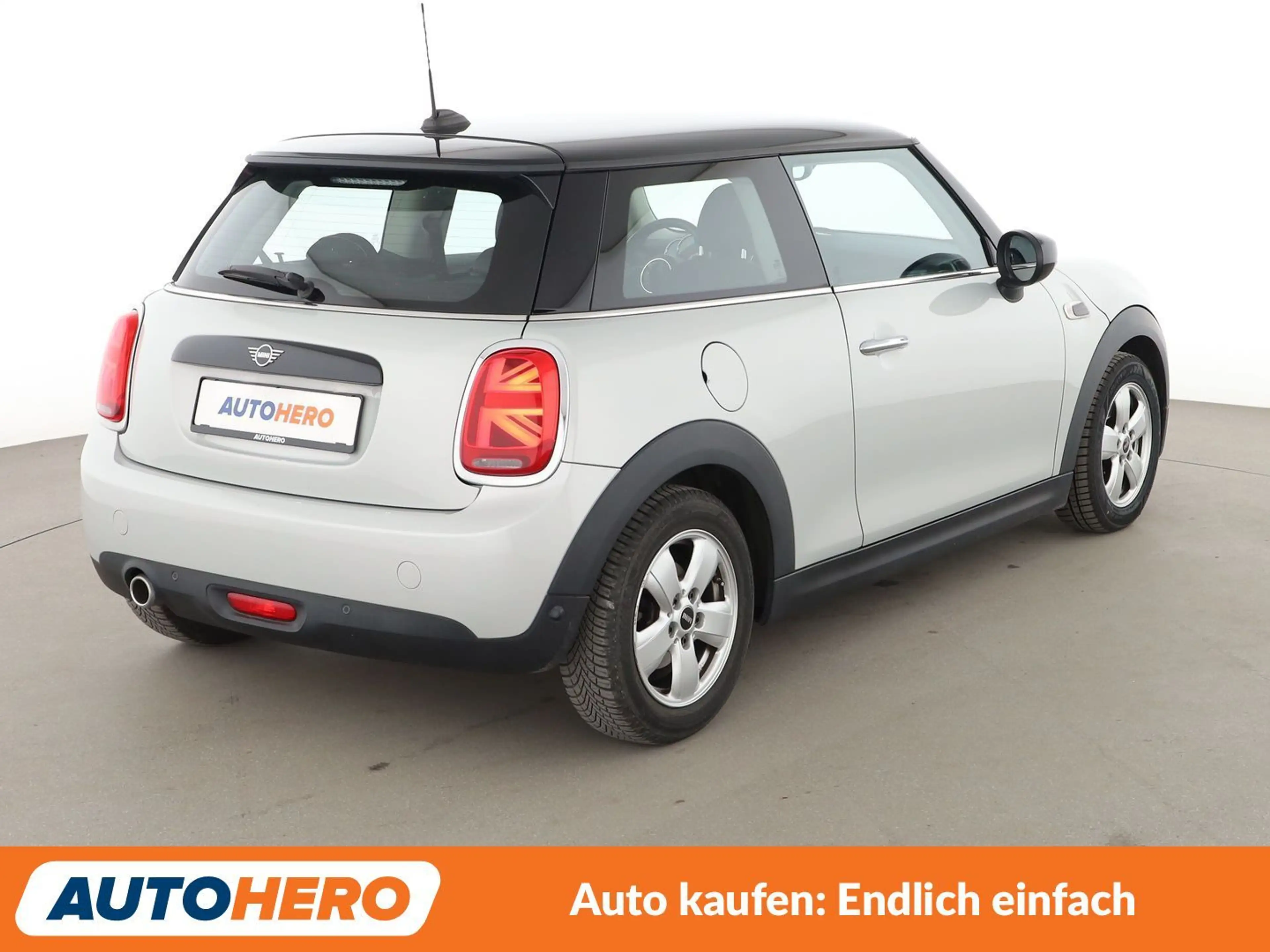MINI Cooper Cooper *NAVI*LIM*PDC*SHZ*ALU*KLIMA*APPLE* — photo 6