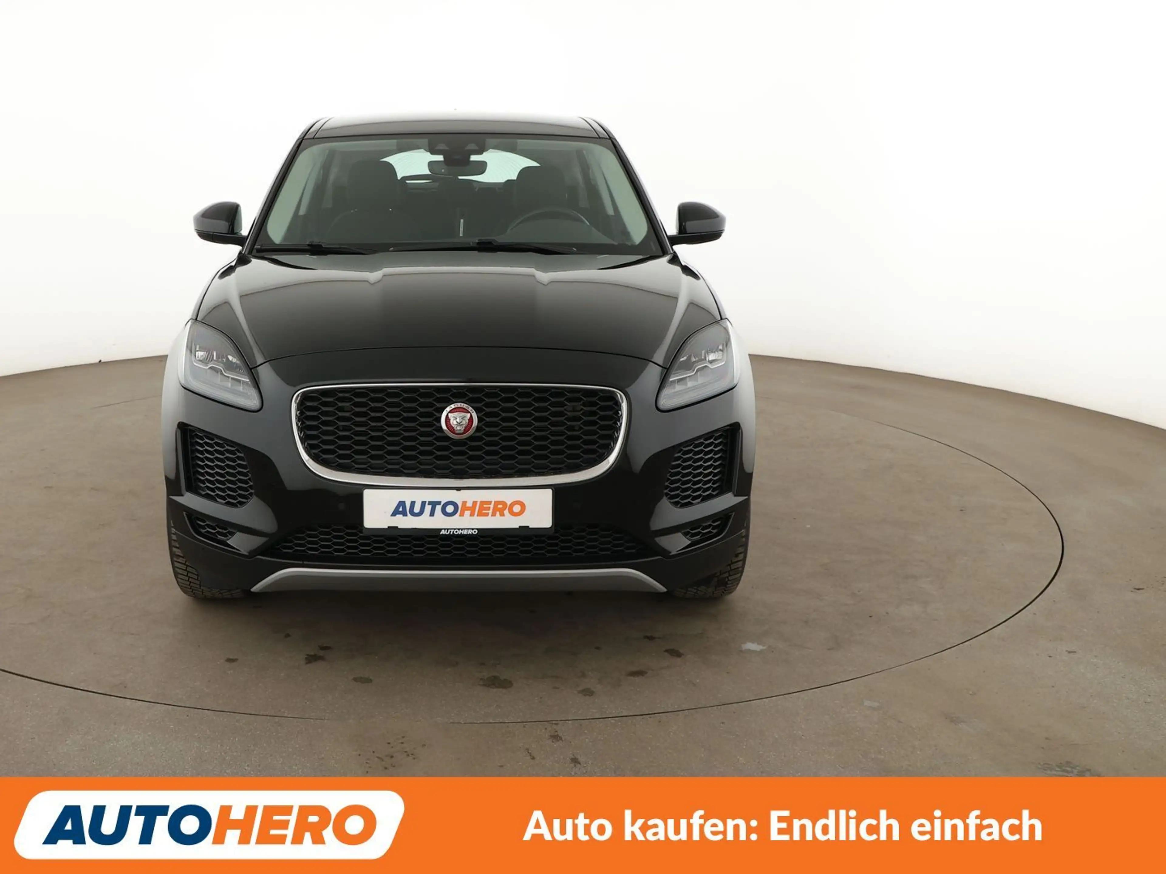Jaguar E-Pace D150 Basis *LED*TEMPO*CAM*PDC*SHZ* — photo 9