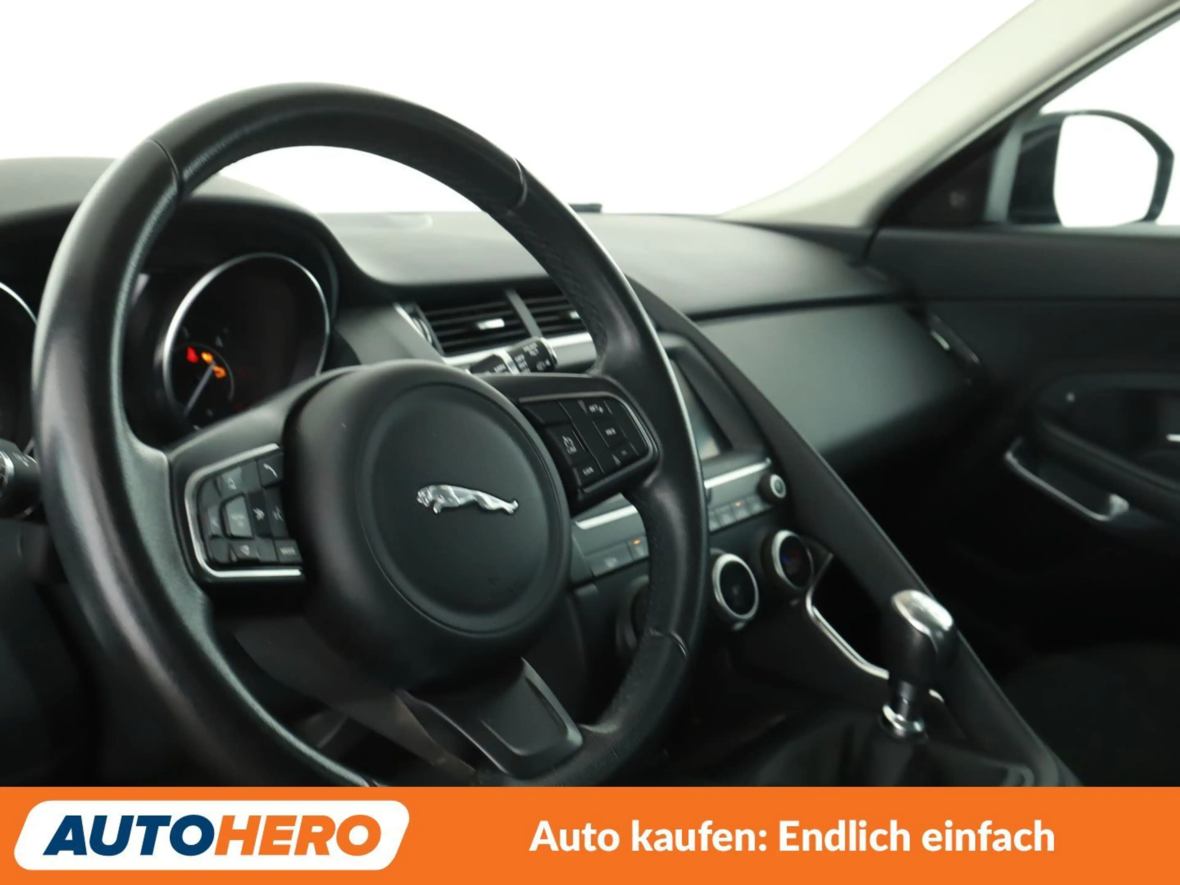 Jaguar E-Pace D150 Basis *LED*TEMPO*CAM*PDC*SHZ* — photo 11