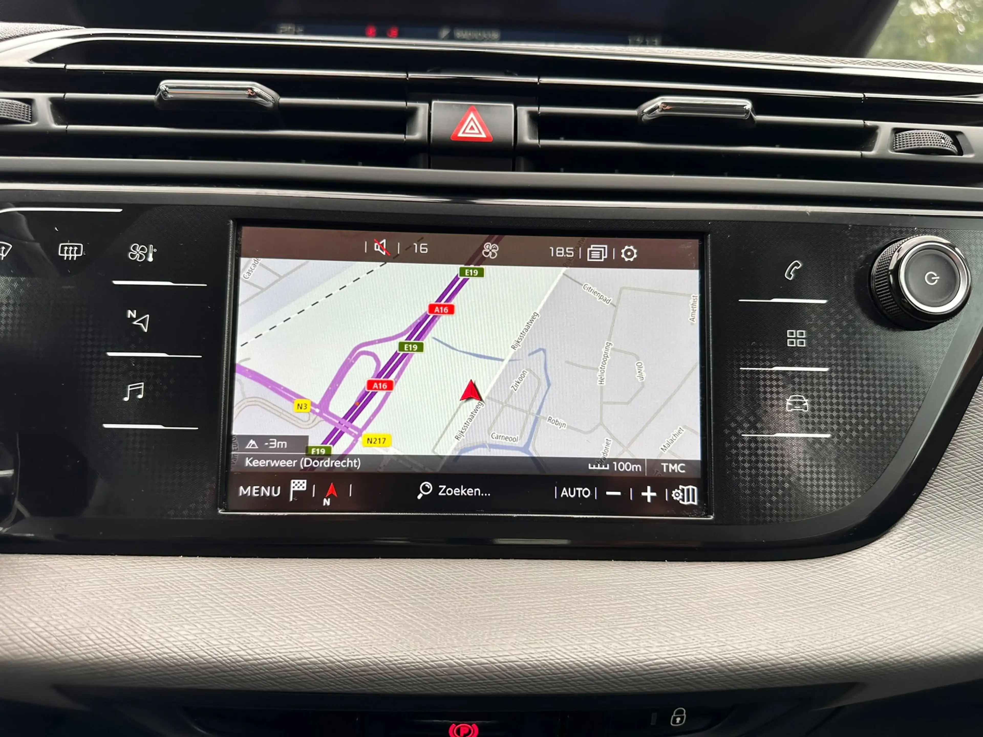 Citroen C4 Picasso 1.2 PureTech Shine Automaat*Achteruit camera*Distr — photo 9