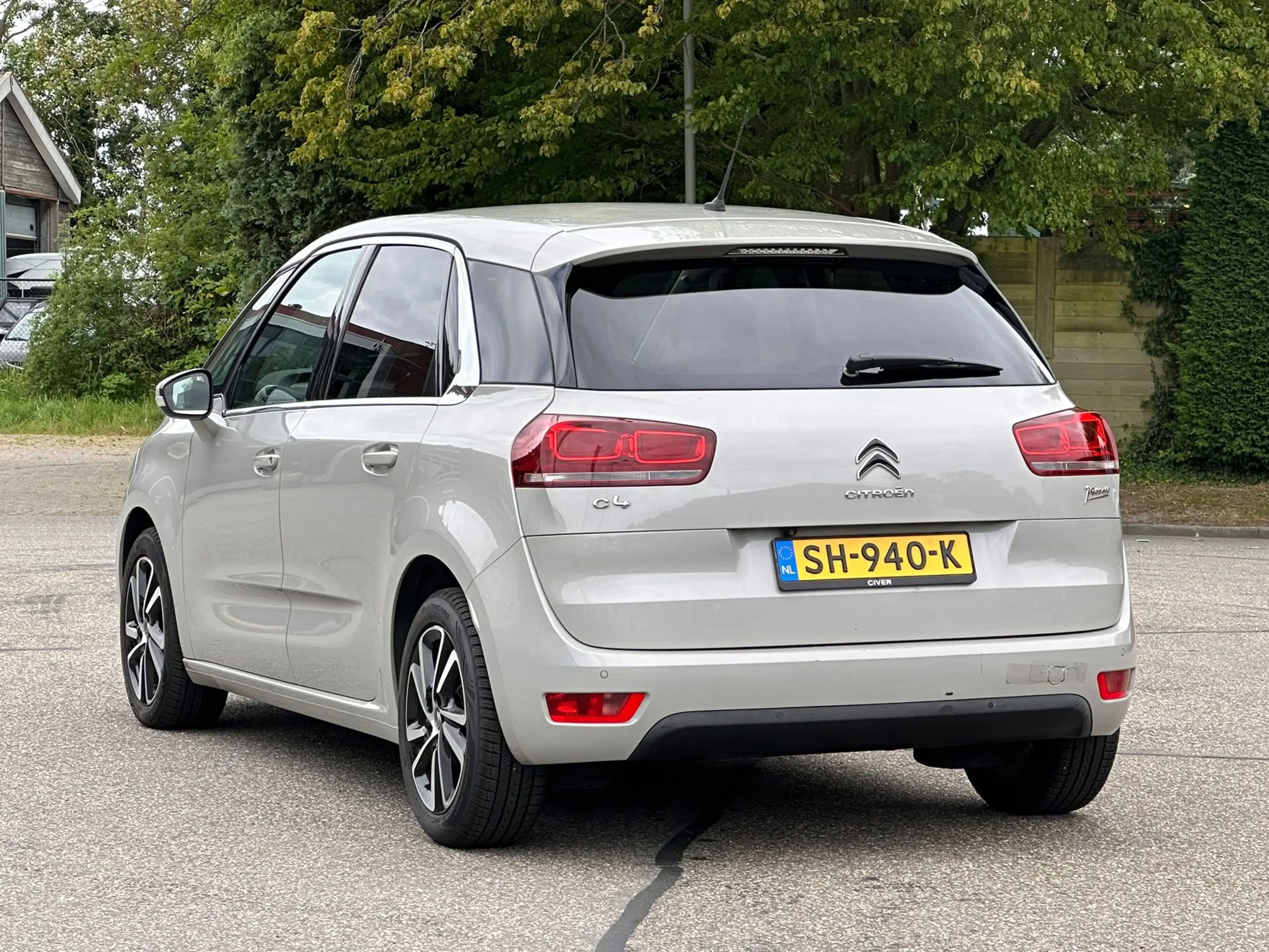 Citroen C4 Picasso 1.2 PureTech Shine Automaat*Achteruit camera*Distr — photo 13