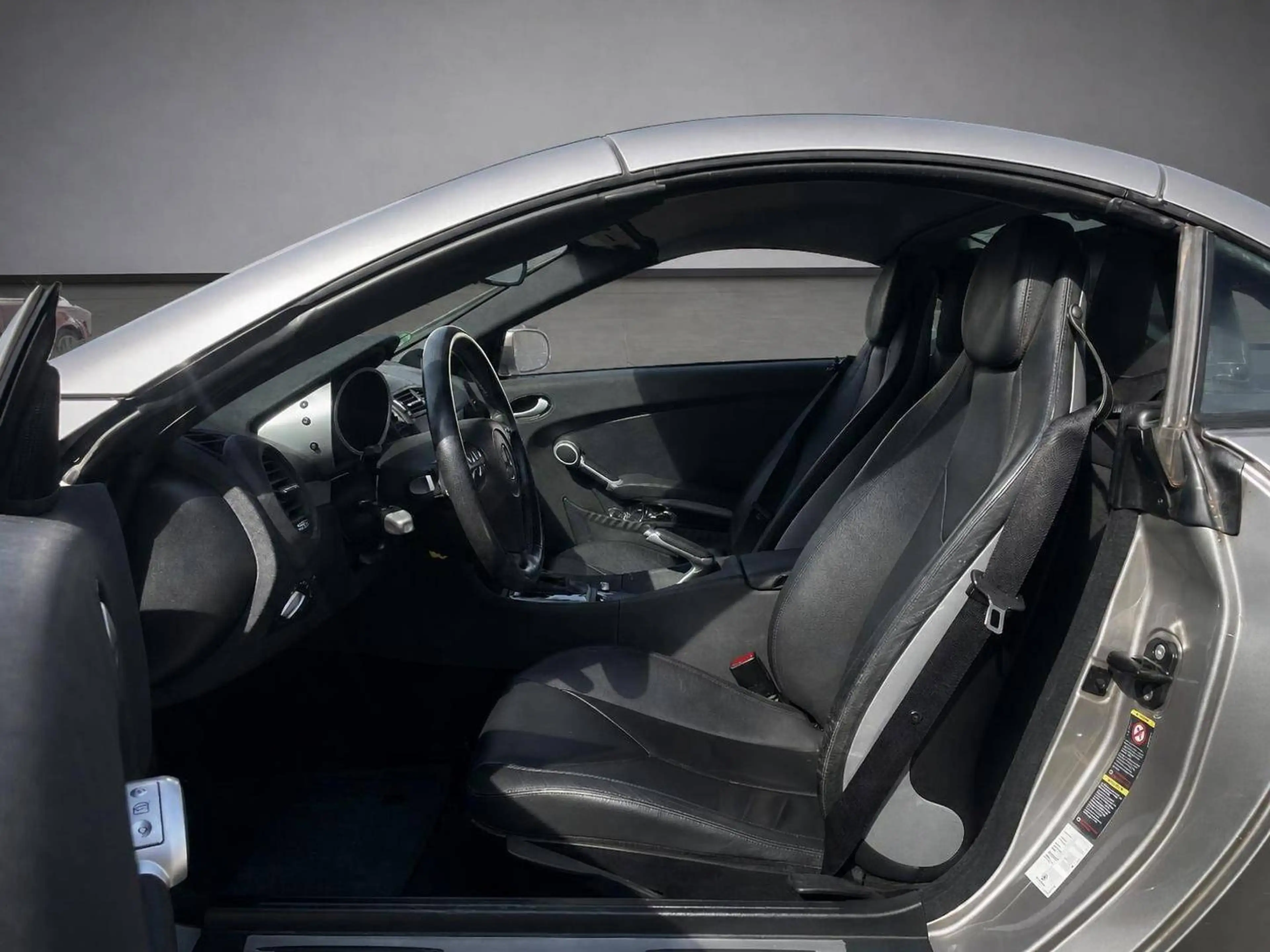 Mercedes-Benz SLK 200 Kompressor — photo 12