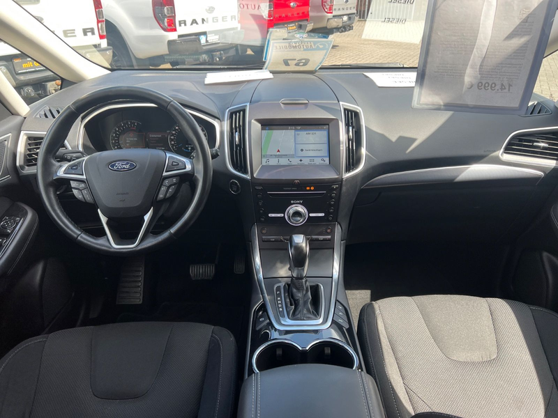 Ford S-Max S-MAX Titanium — photo 10