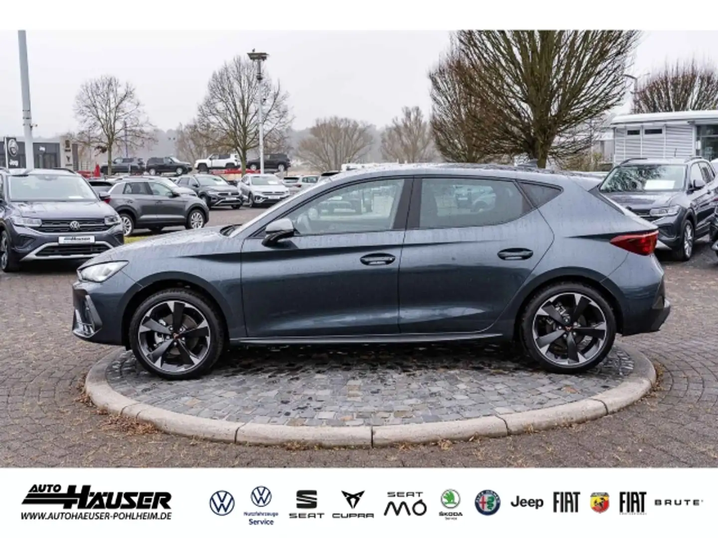 CUPRA Leon 1.5 eTSI DSG SENNHEISER NAVI KAMERA LED AHKV PDC S Grau - 2