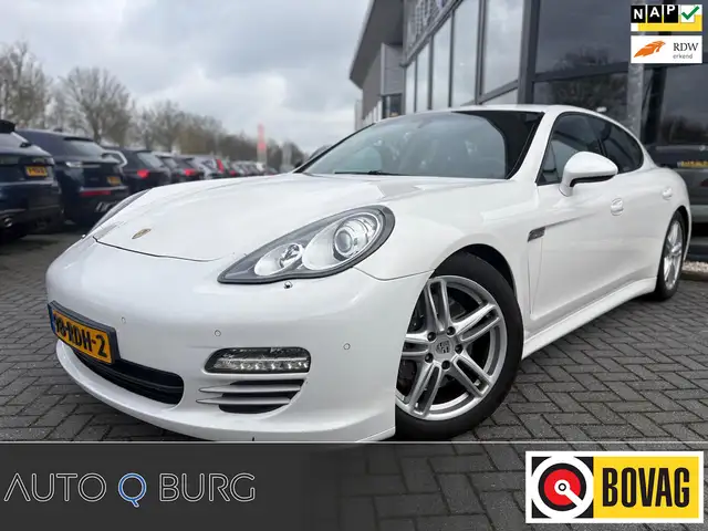 Porsche Panamera 3.6 4 | Automaat | Luchtvering | Navi | Climate |