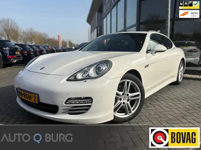 Porsche Panamera 3.6 4 | Automaat | Luchtvering | Navi | Climate |