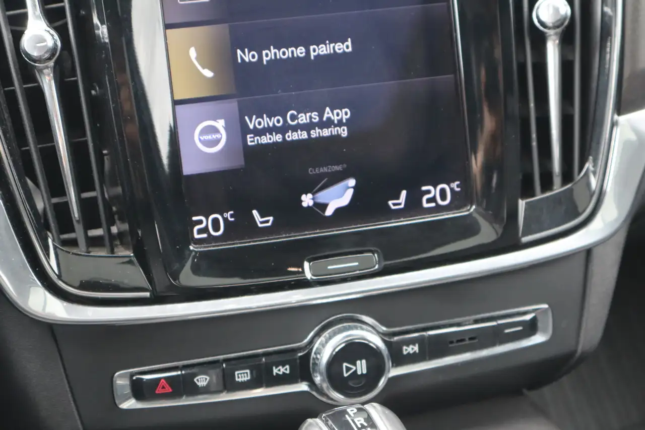 Volvo V90 Cross Country снимка Volvo V90 Cross Country