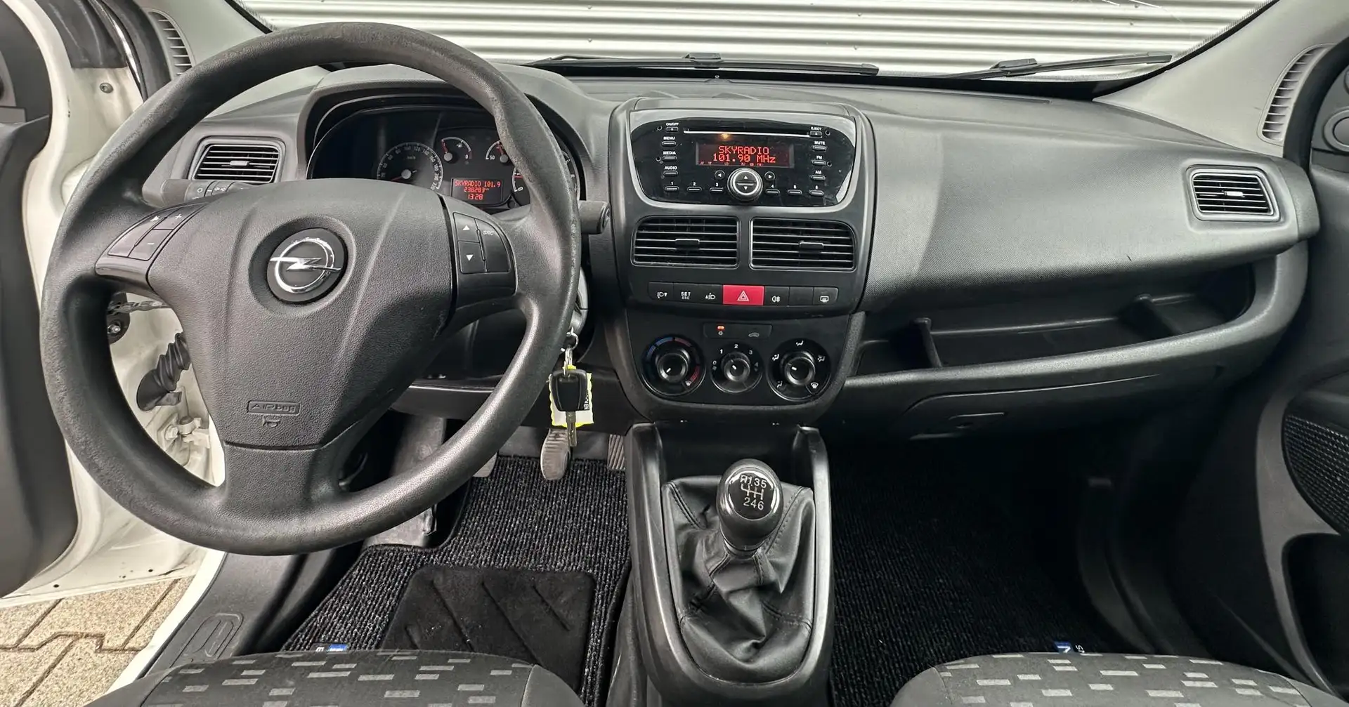 Opel Combo 1.6 CDTi L2H1 Wit - 2