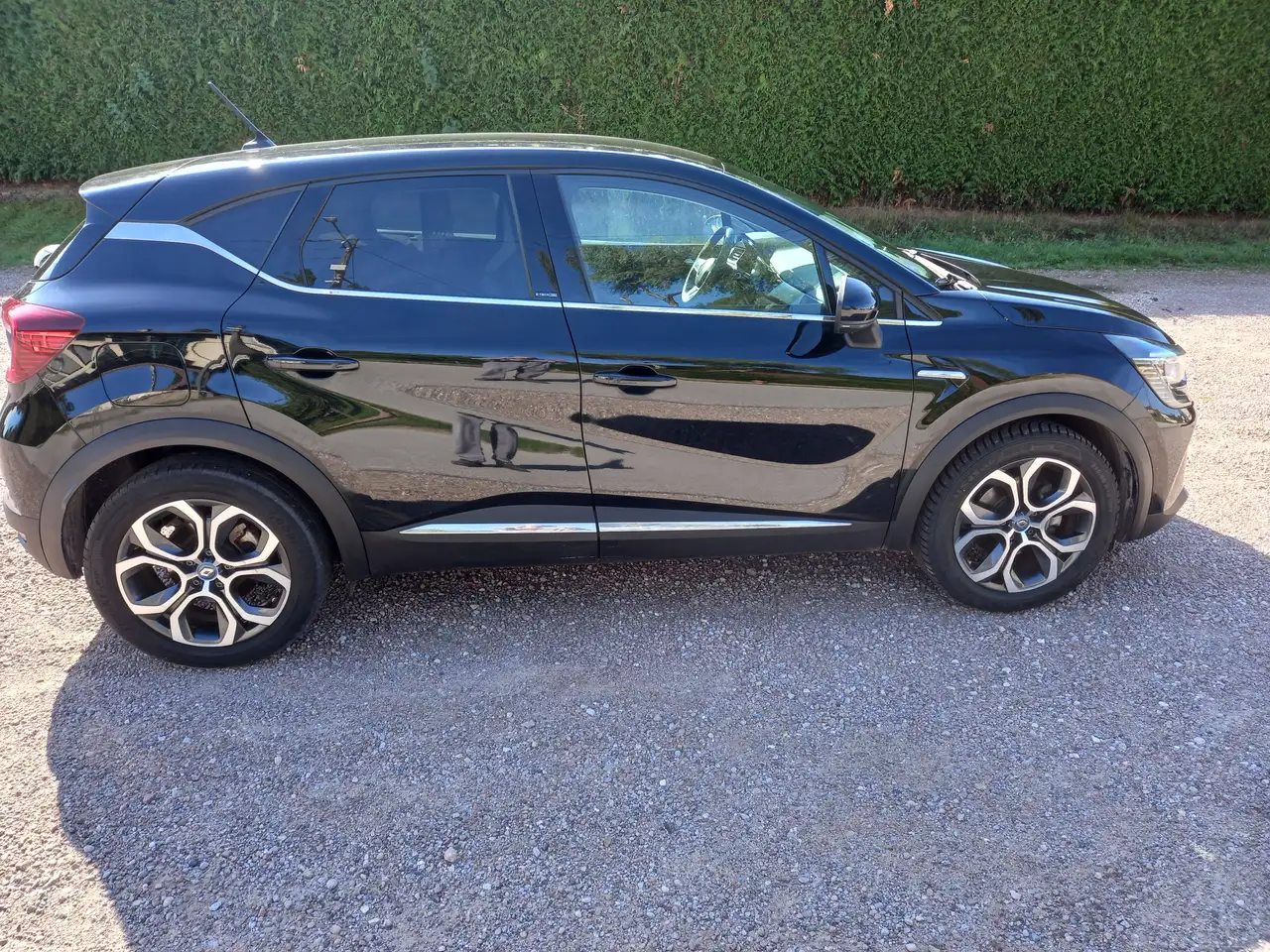 Renault Captur — photo 8