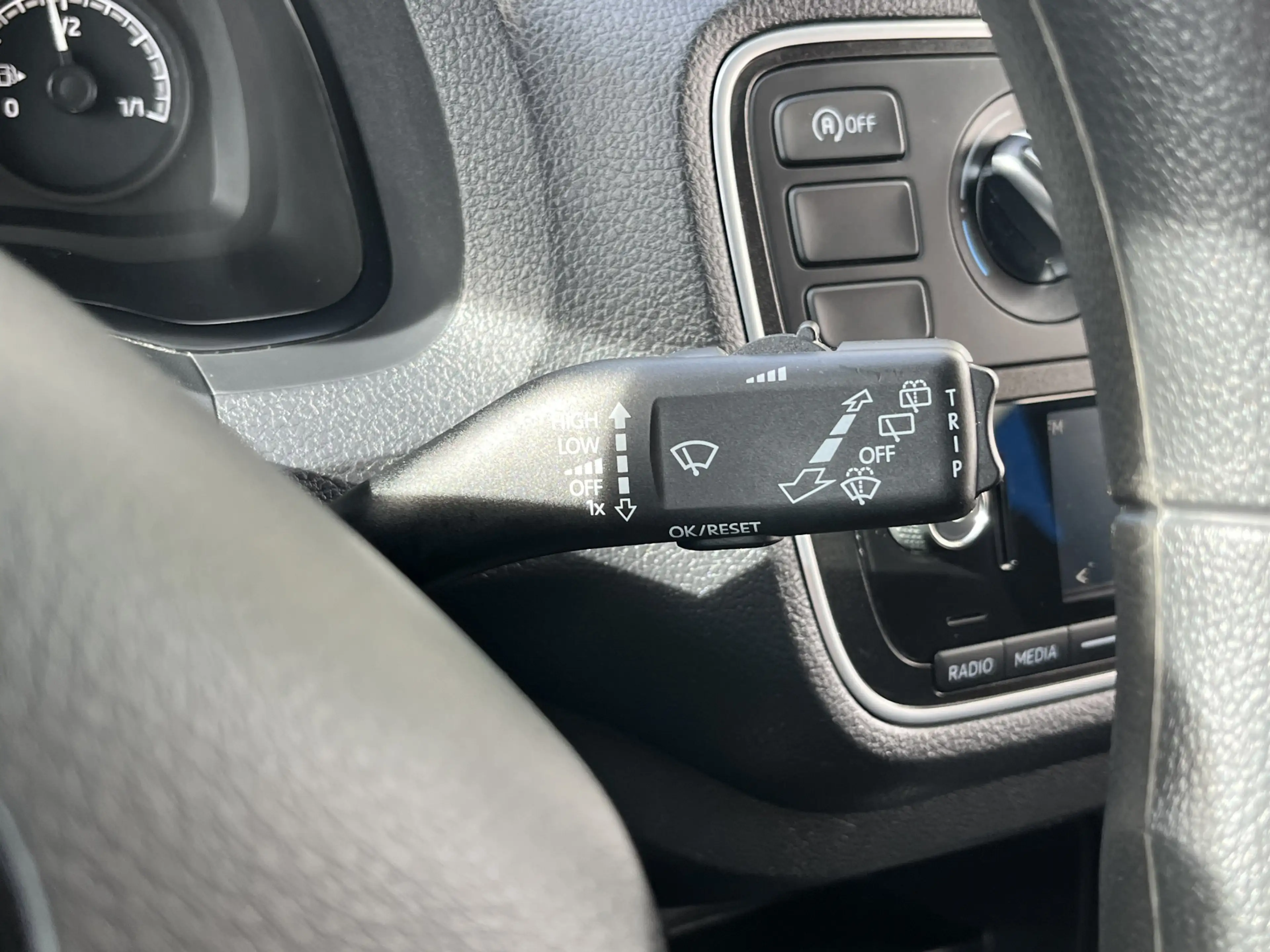 Skoda Citigo 1.0 Ambition Plus / ZEER ZUINIG/ CRUISE CONTROL/ B — photo 13
