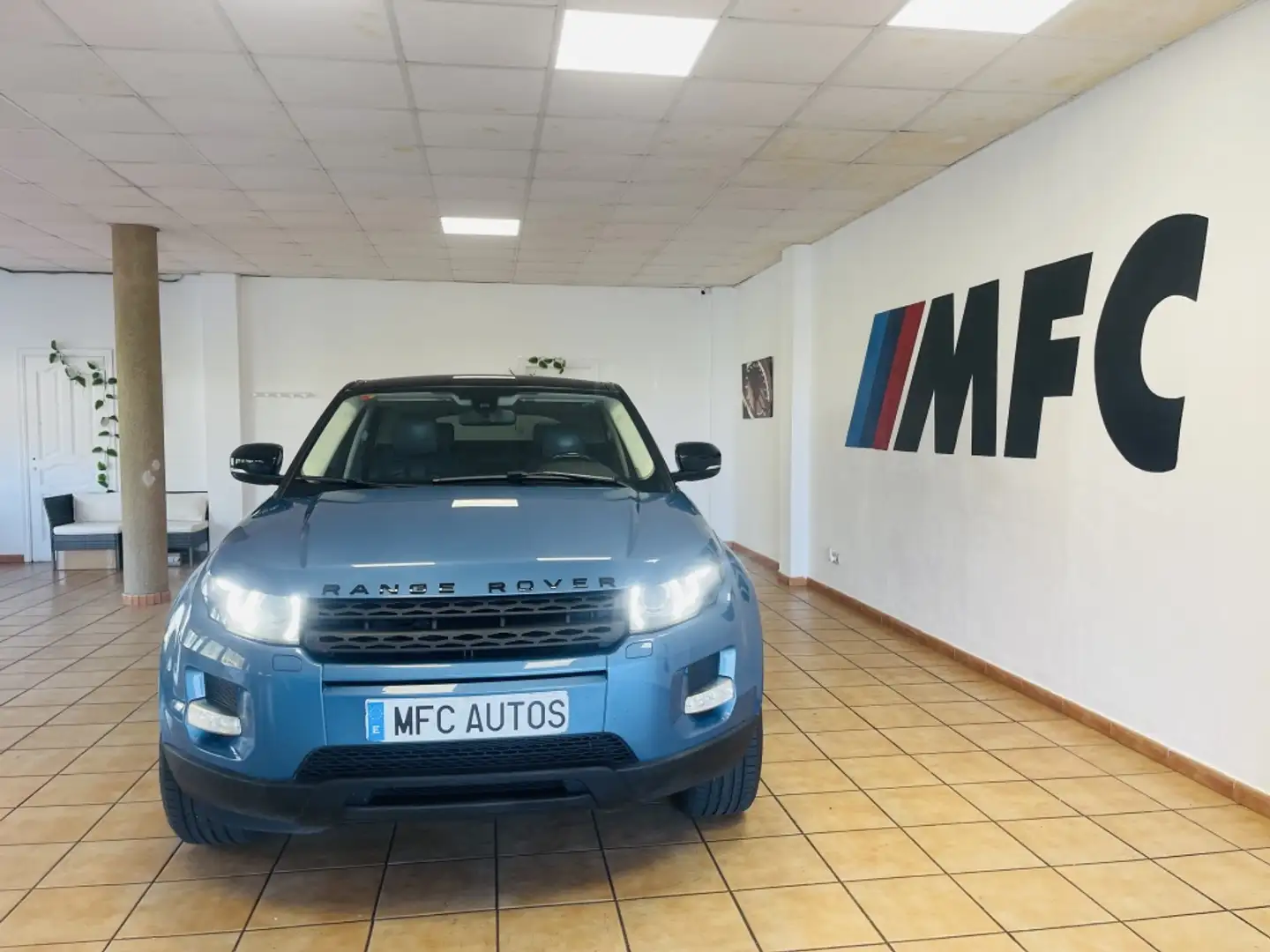 Land Rover Range Rover Evoque 2.2L SD4 Dynamic 4x4 190 Aut. Azul - 2