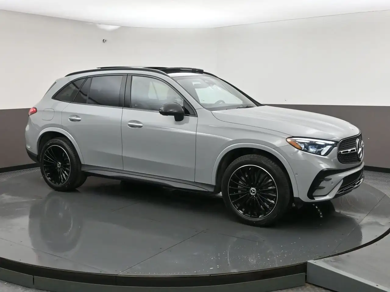 2026 Mercedes-Benz GLC