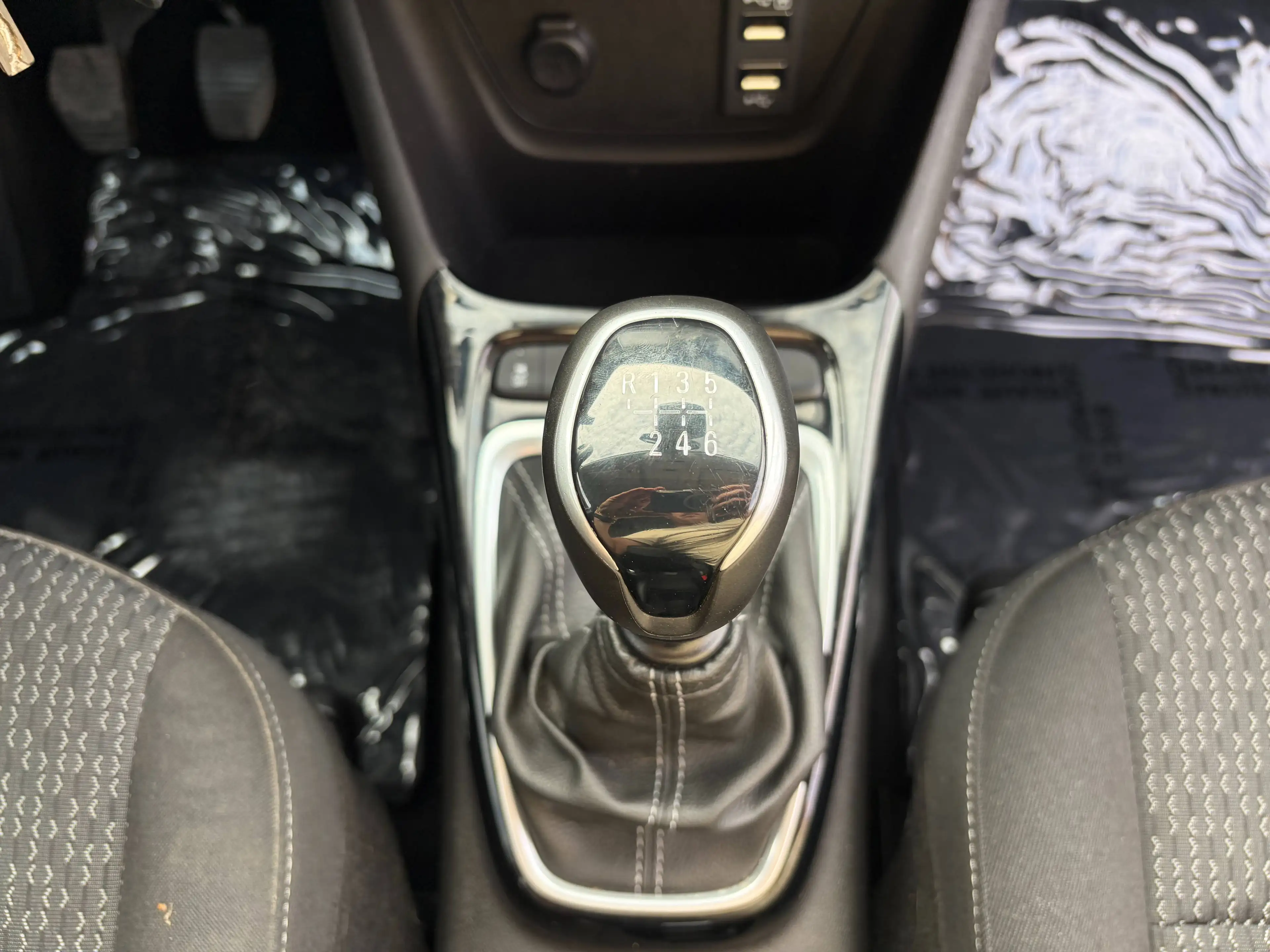 Opel Crossland X Crossland X 1.2 Turbo ECOTEC Edition S/S — photo 13