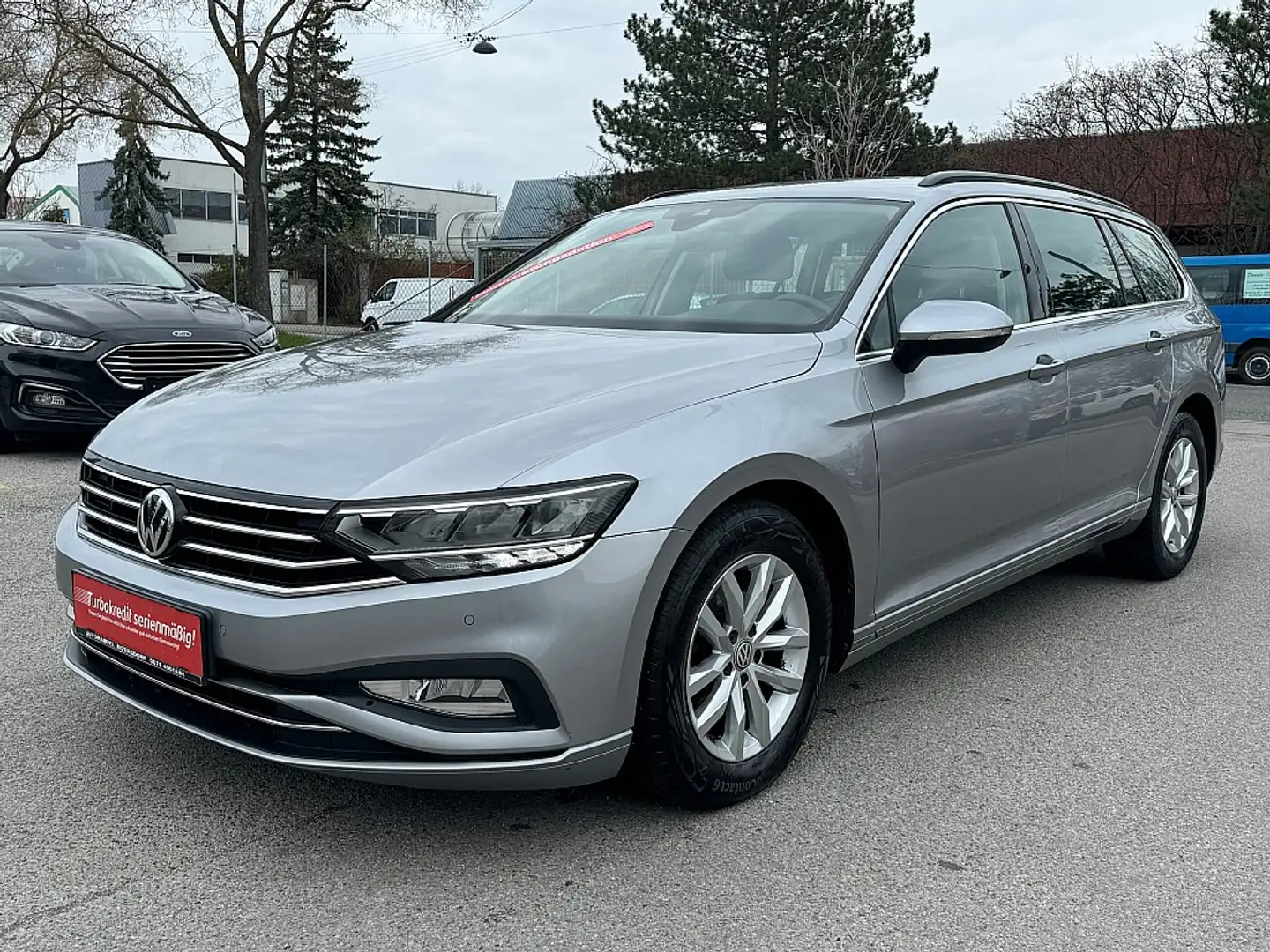 Volkswagen Passat Variant Business 2,0 SCR TDI DSG / 1BESITZ / NAVI / SHZ Argent - 1