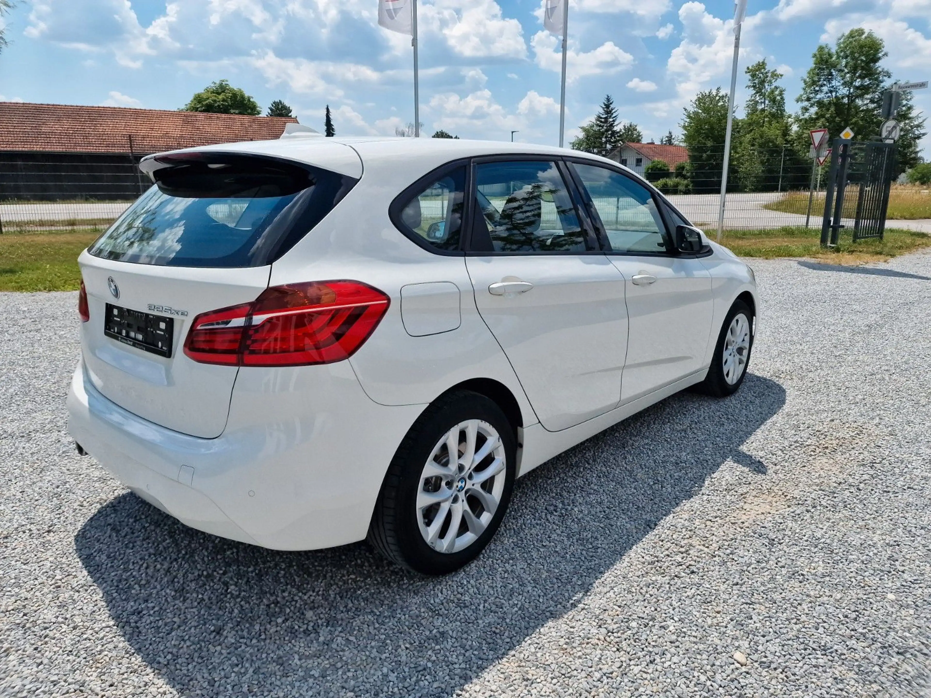 BMW 225 225xe Active Tourer, PDC, SHZ, Parkassistent ... — photo 15