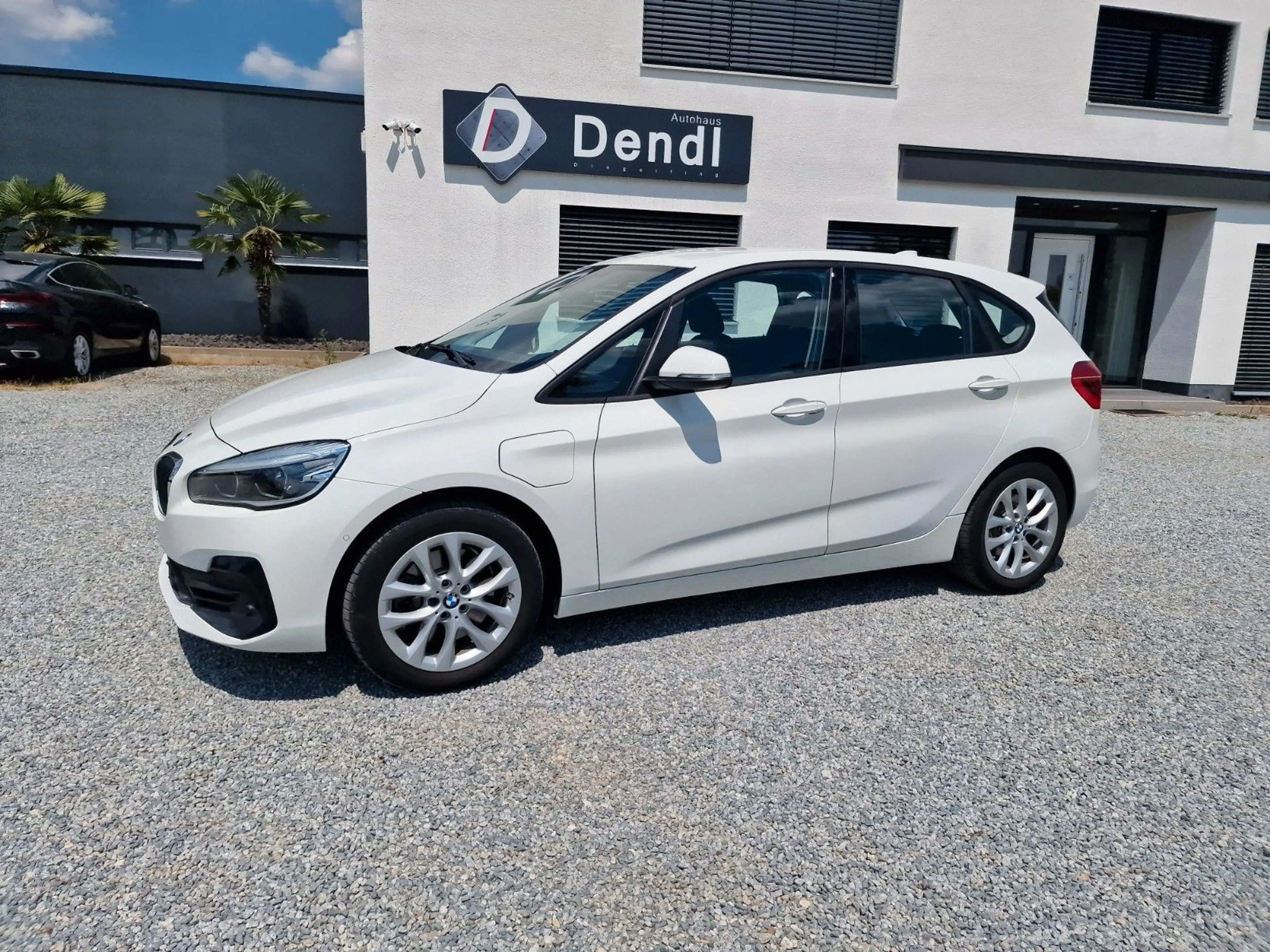 BMW 225 225xe Active Tourer, PDC, SHZ, Parkassistent ... — photo 7