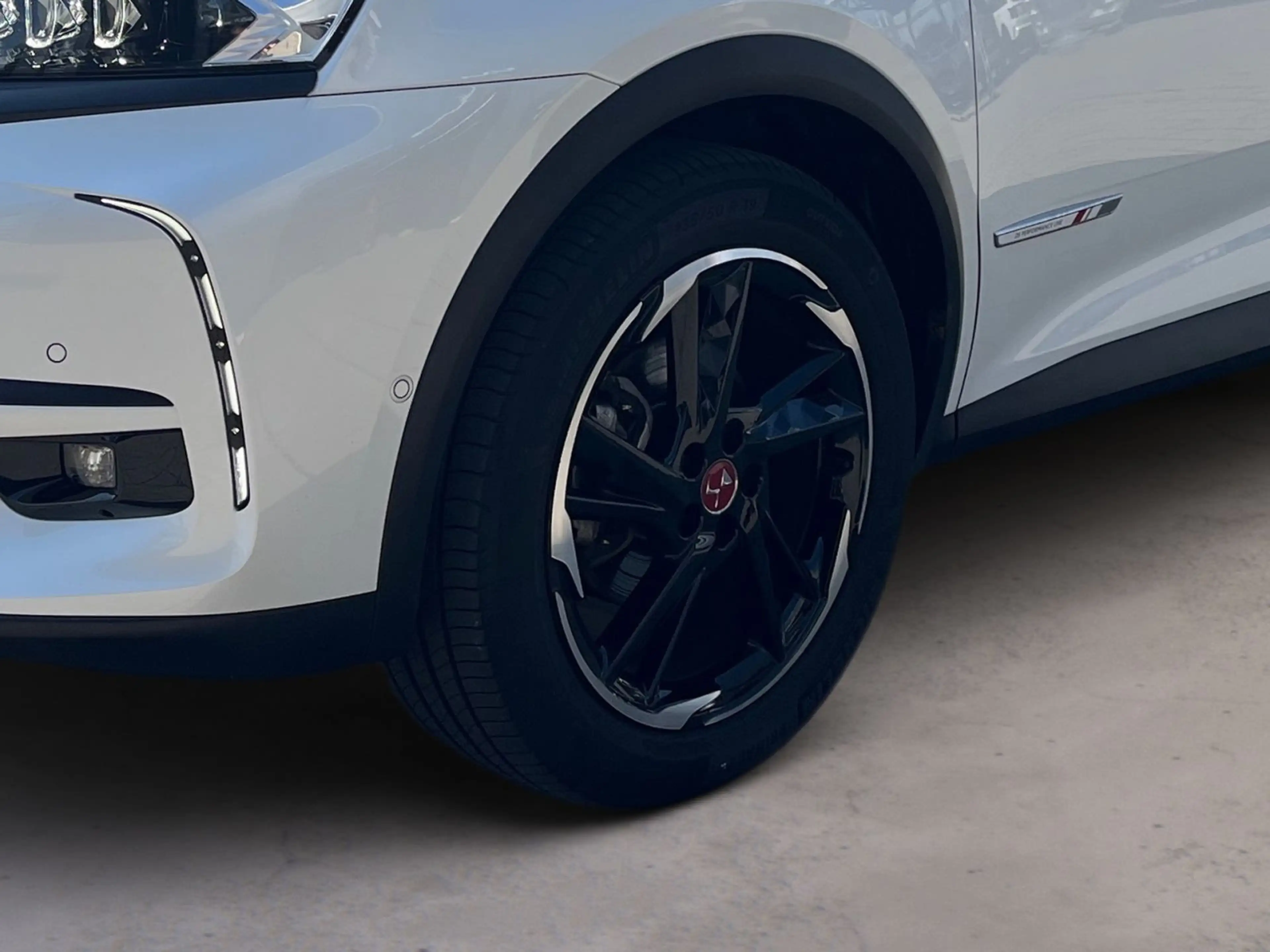 DS Automobiles DS 7 Crossback | 1.6 PureTech 180 | Perf.Li.+ S&S — photo 10