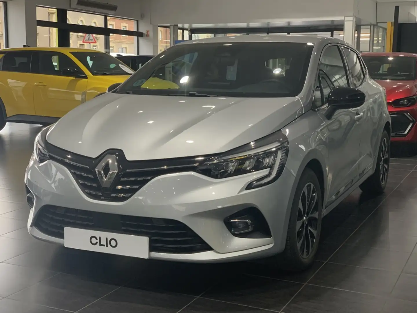 Renault Clio TCe Techno 103kW Gris - 1