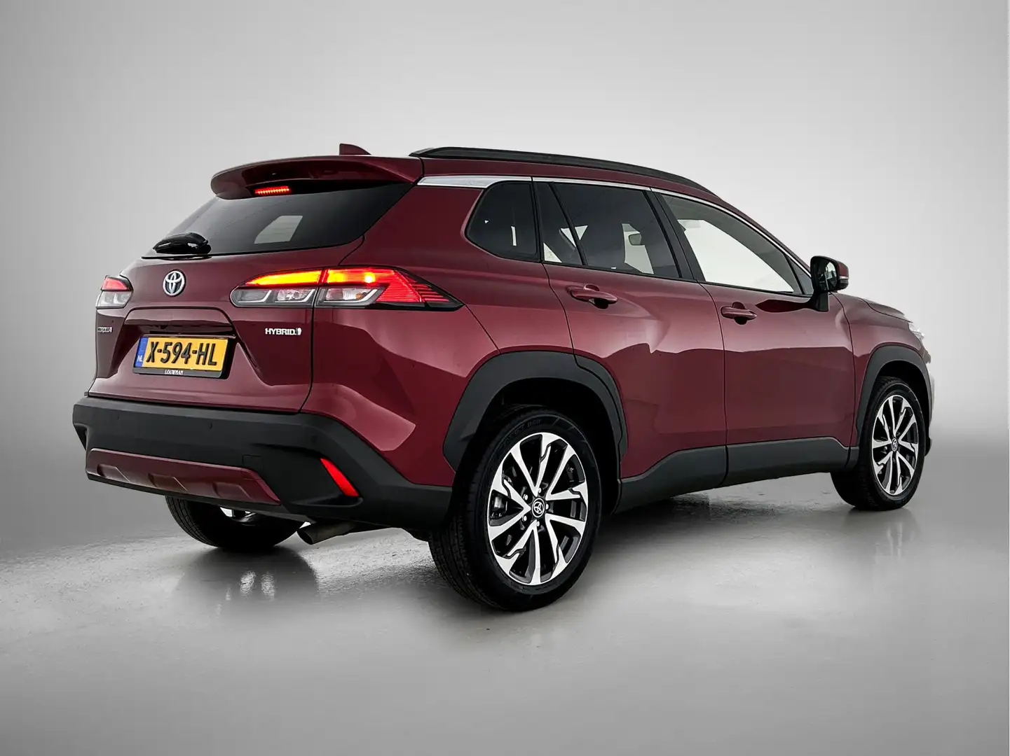 Toyota Corolla Cross Hybrid 200 Style | 1e Eigenaar | NIEUW Geleverd en Rouge - 2