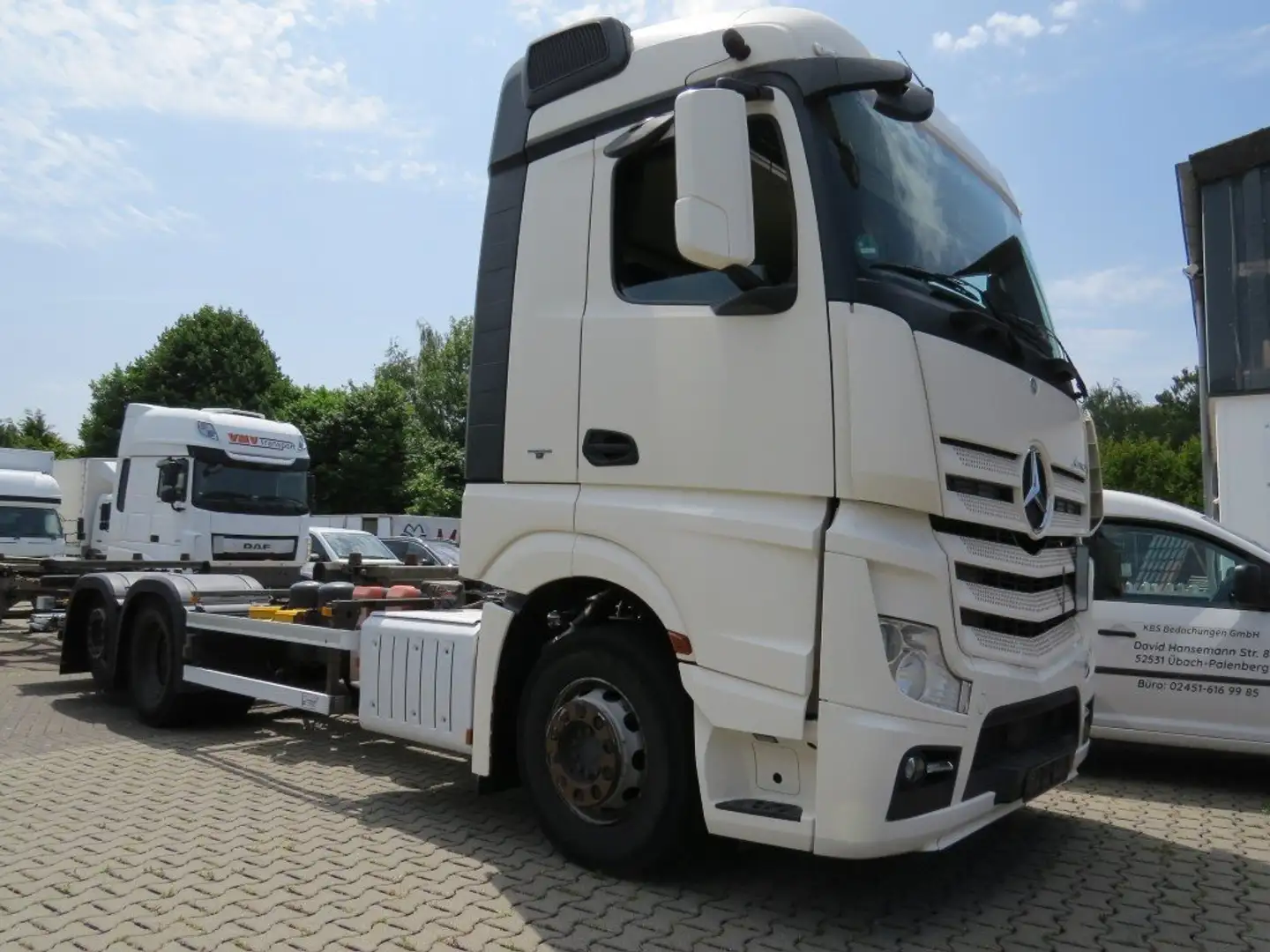 Mercedes-Benz Actros 4 2542 L StreamSpace BDF ULBW ADR FL Weiß - 1