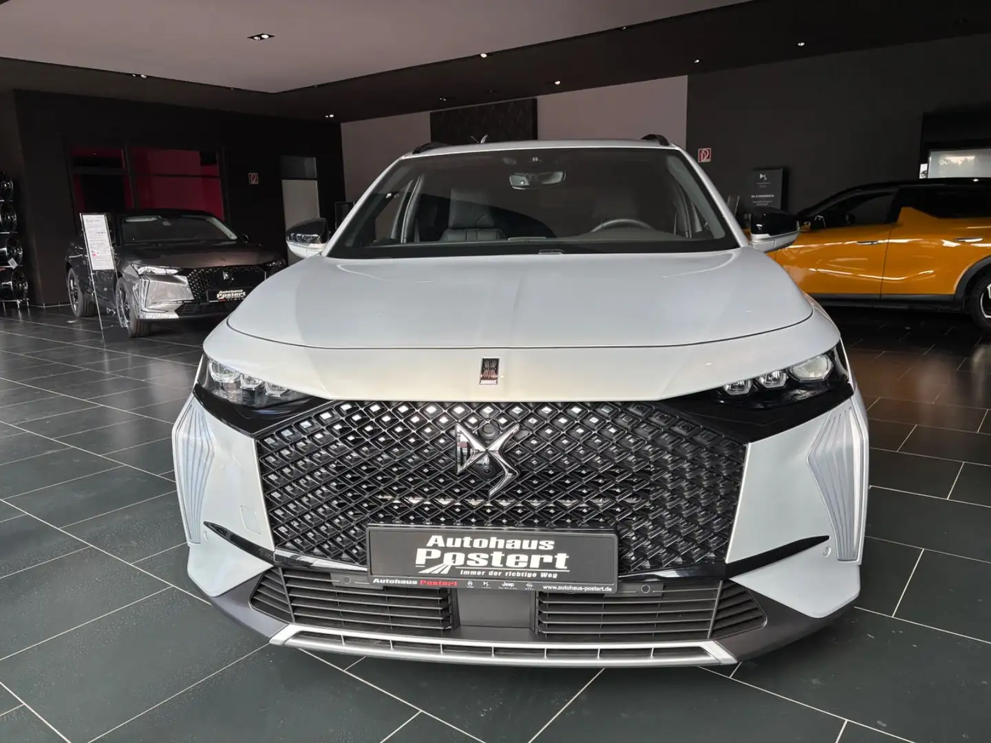 DS Automobiles DS 7 Crossback BlueHDi 130 Étoile Auto *Sofort* Gris - 2