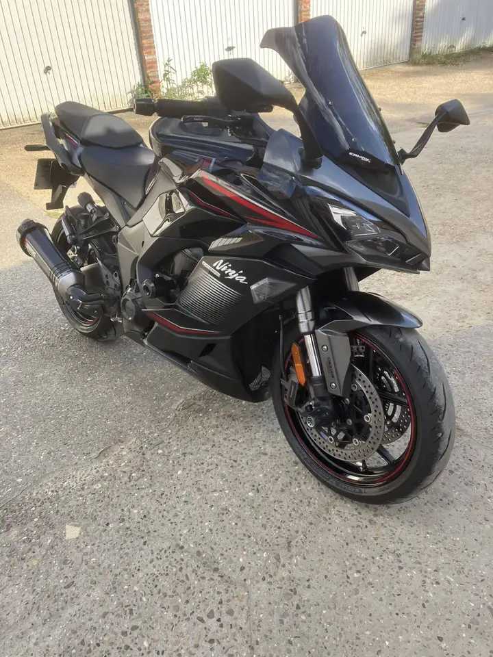 Kawasaki Ninja 1000SX