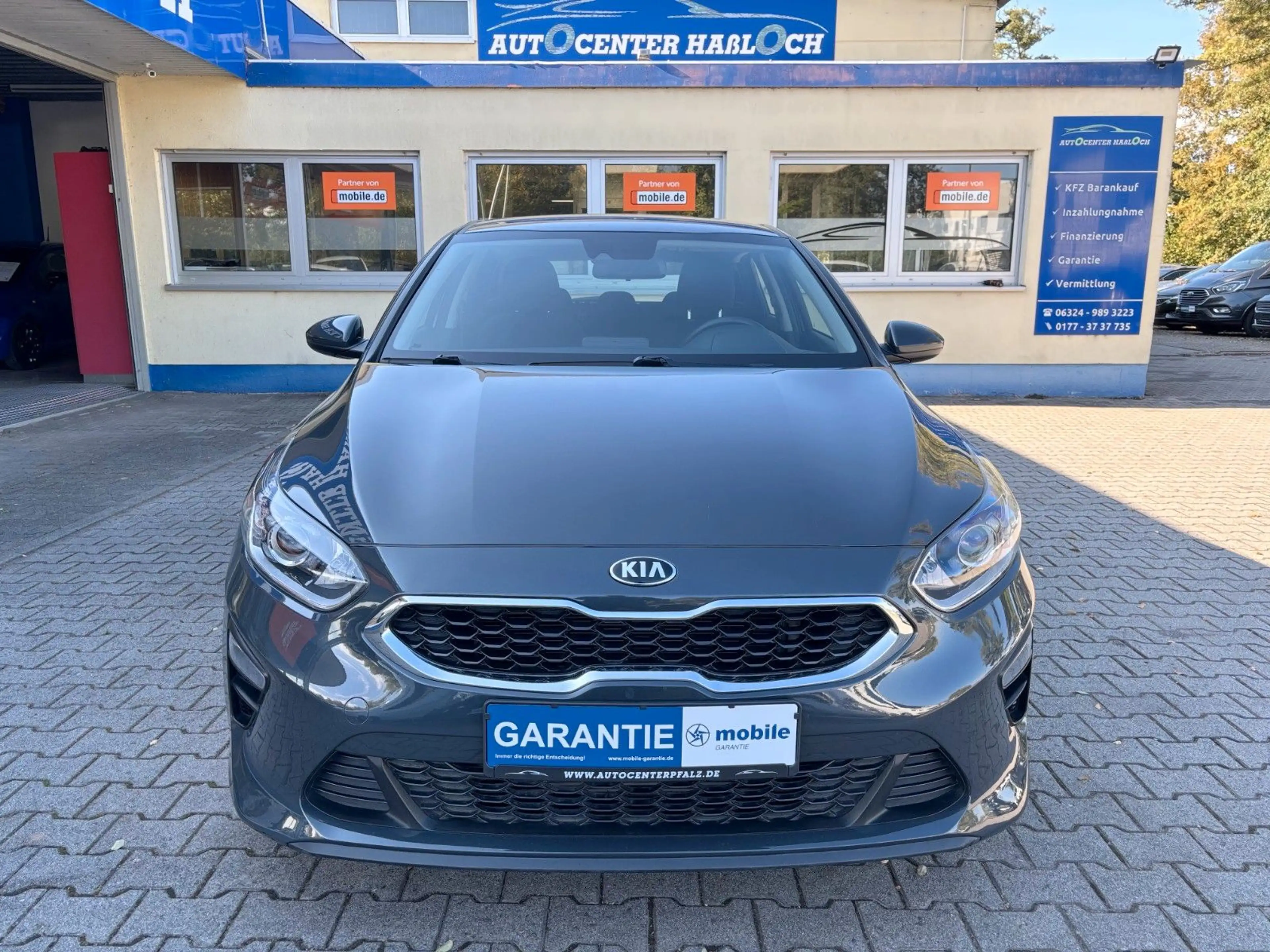 Kia Ceed / cee'd Edition 7*CAM*Carplay*S-Heft*1-Hand — photo 2