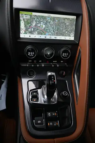 Jaguar F-Type view 15