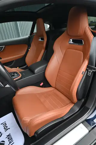 Jaguar F-Type view 3