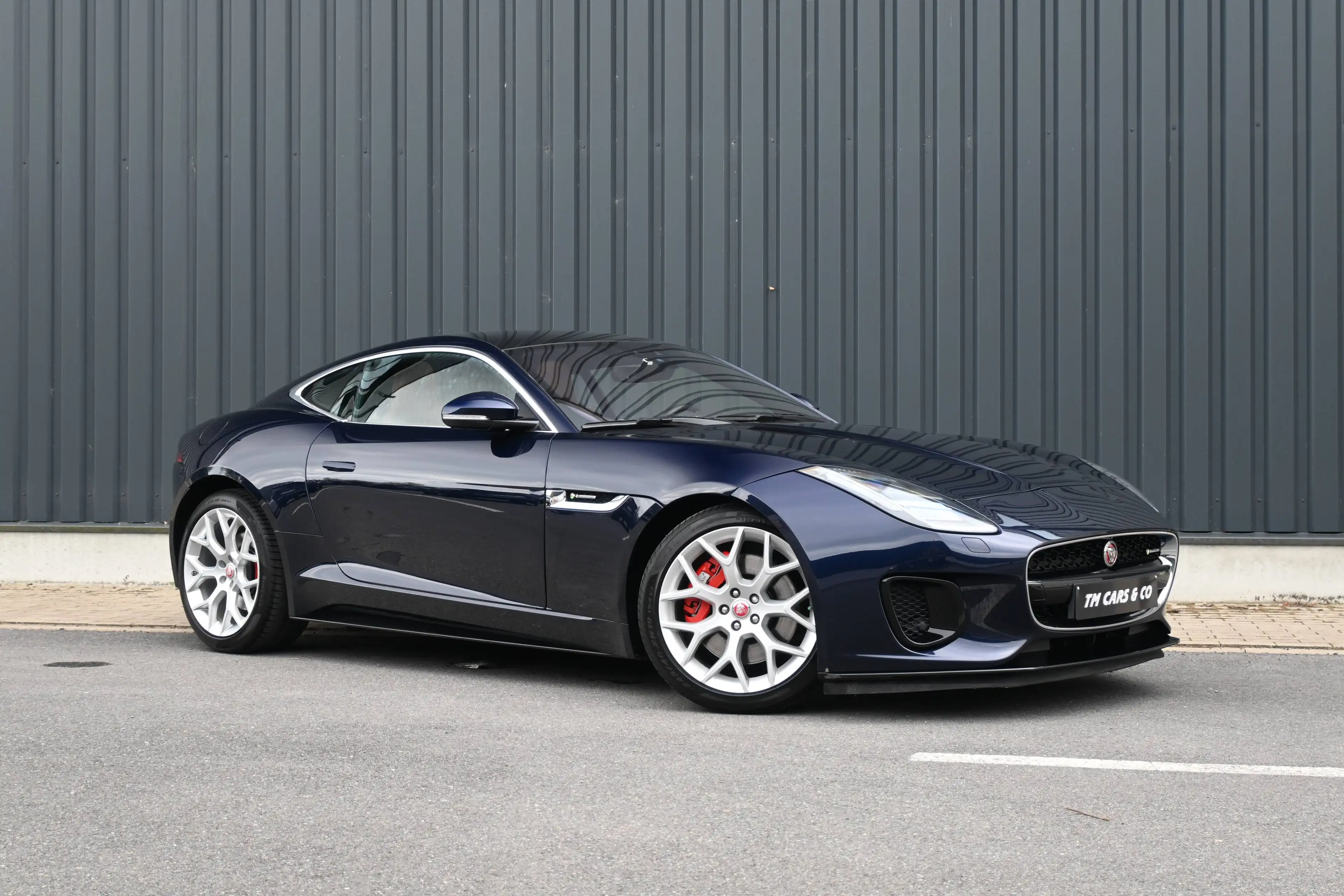 Jaguar F-Type F-type Coupé 2.0 i4 P300 Rdynamic Pano Meridian Camera, Seat cooling