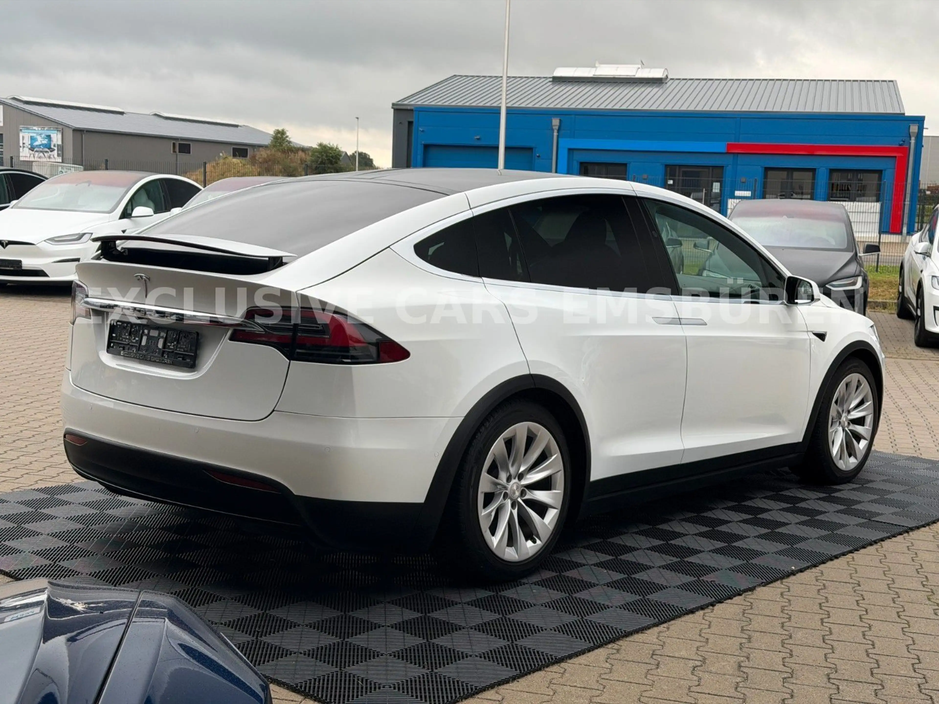Tesla Model X MODEL X LONG RAVEN LONG RANGE DUAL MOTOR — photo 13