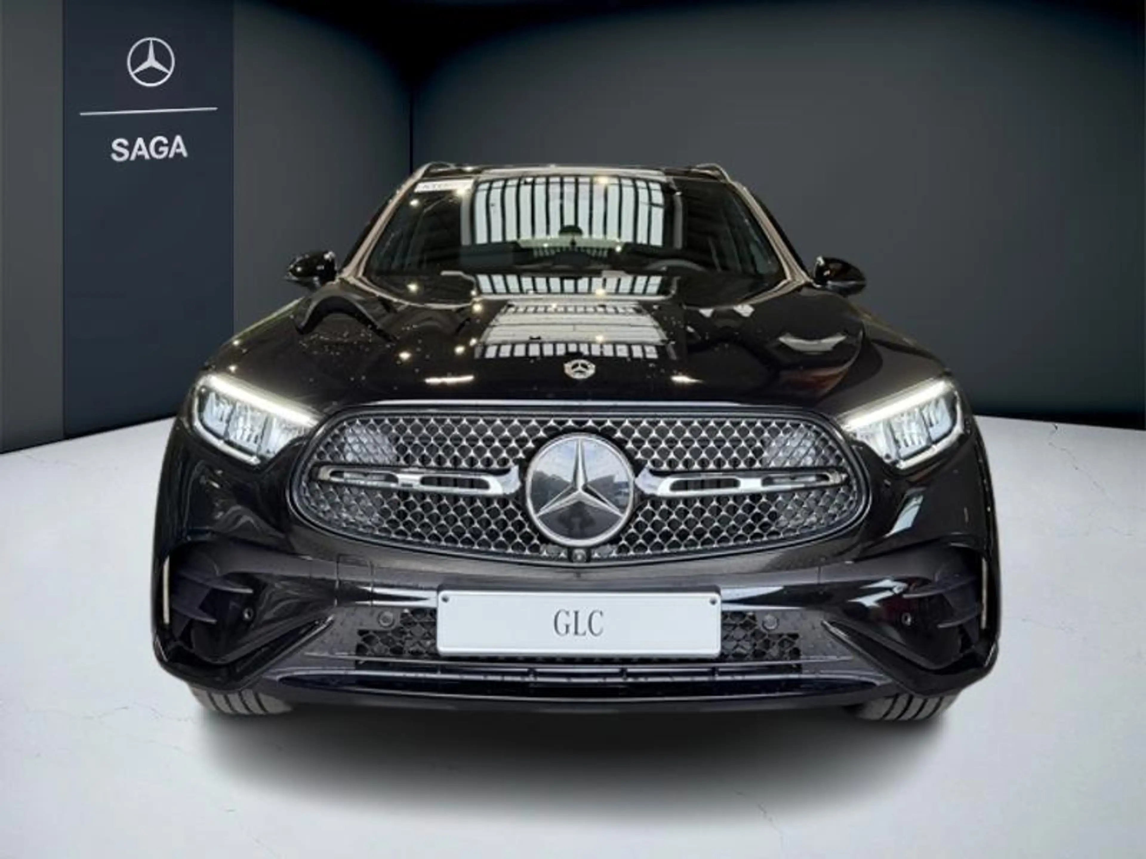 Mercedes-Benz GLC 200 SUV GLC d 4MATIC — photo 2