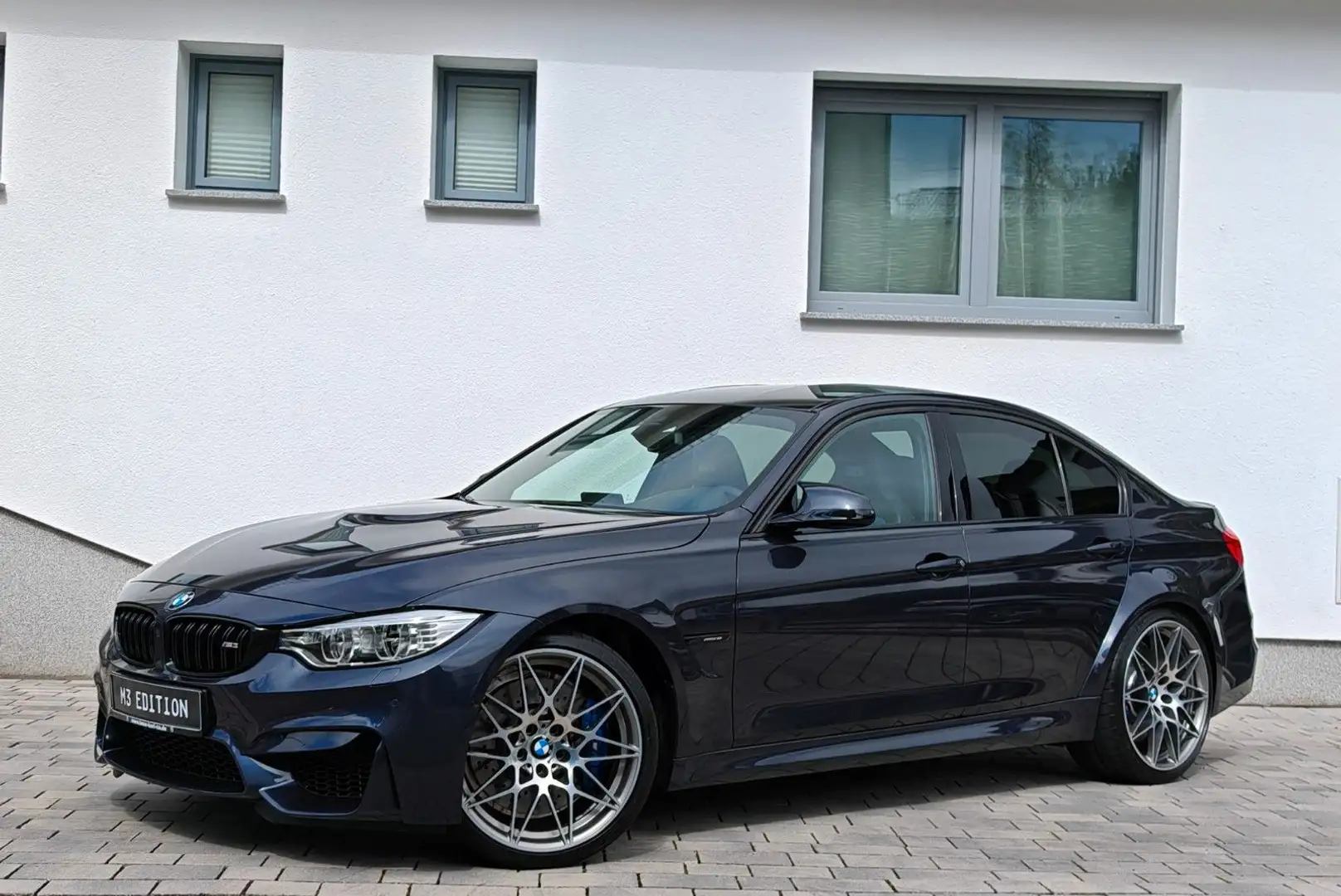 BMW M3 30 JAHRE EDITION | 1.HAND | ORIG. 9 TKM | BRD Blau - 2