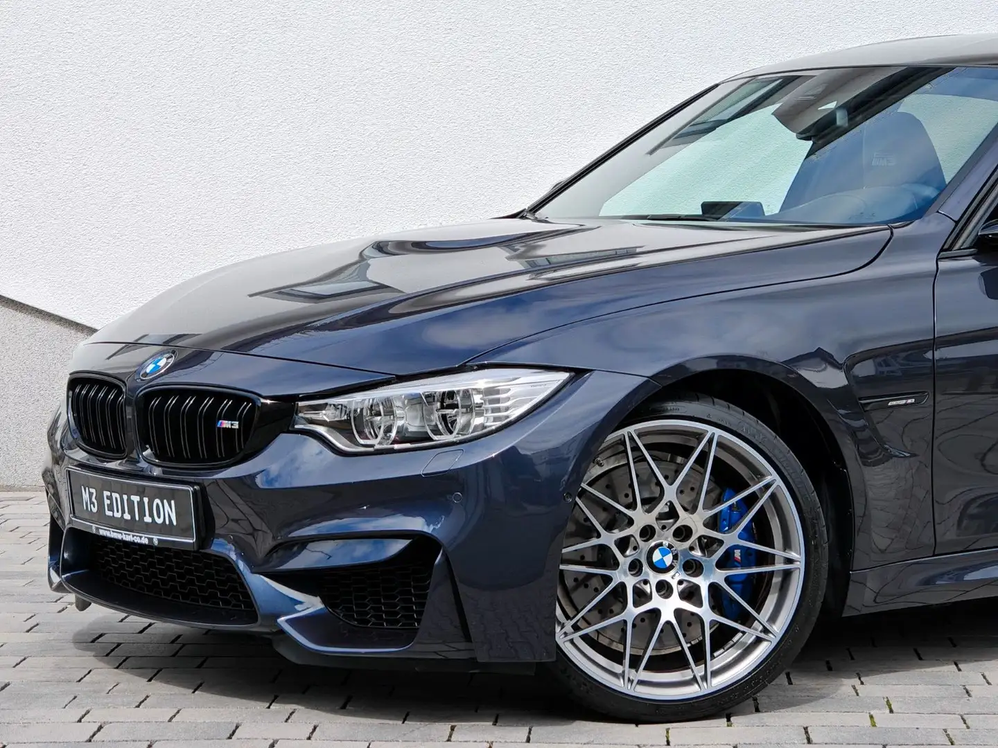 BMW M3 30 JAHRE EDITION | 1.HAND | ORIG. 9 TKM | BRD Blau - 1