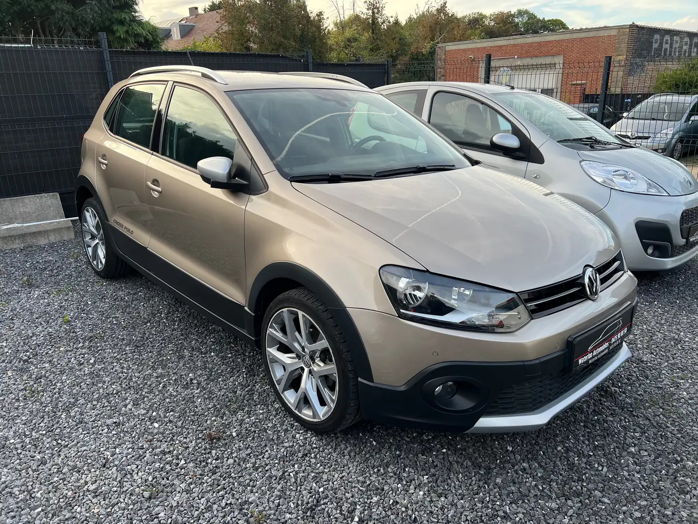Volkswagen Polo Cross 1.2 TSI BMT,GPS+GARANTIE 1 AN. Goud - 2