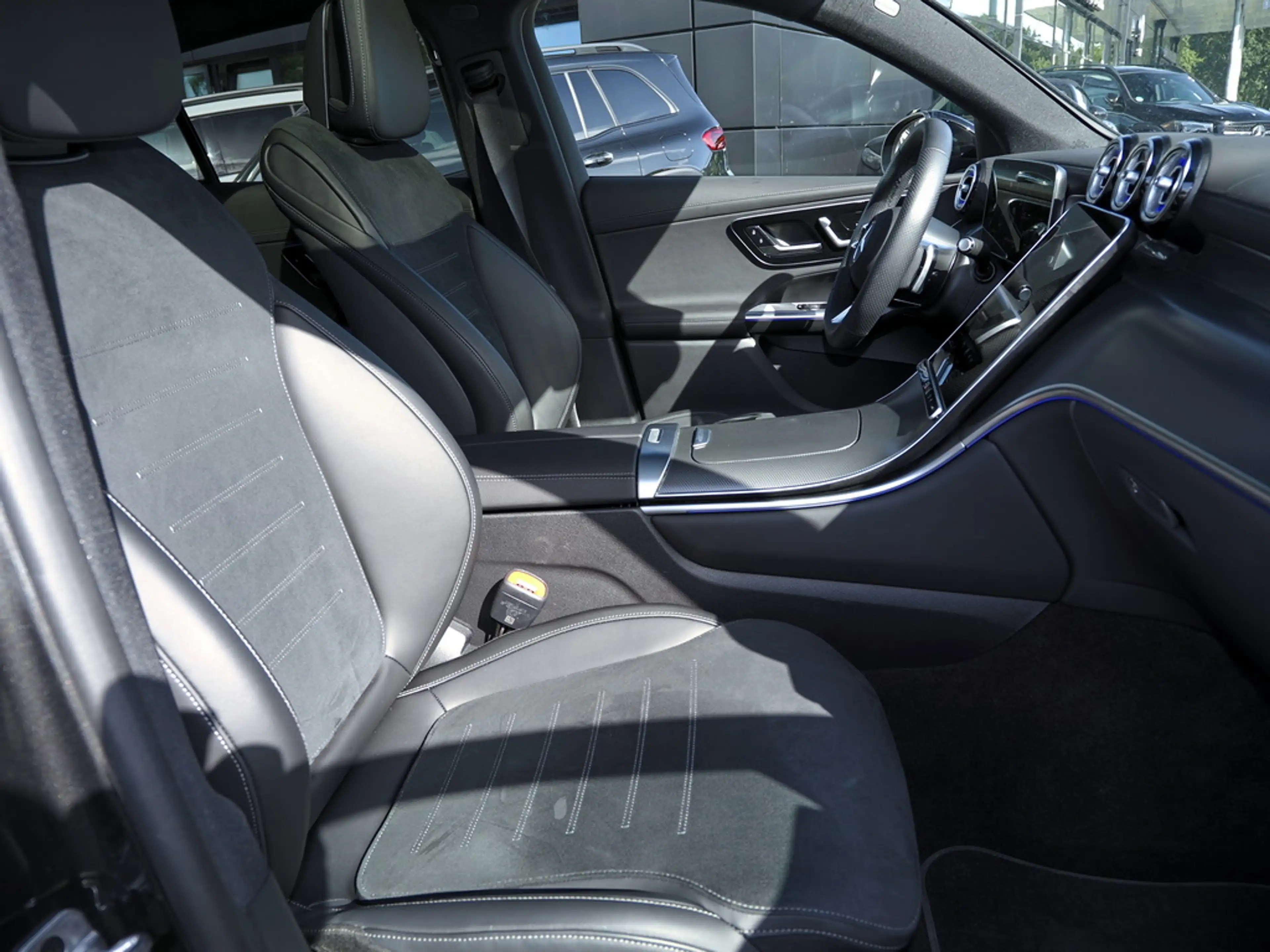 Mercedes-Benz GLC 220 d 4M COUPE AMG EDITION NIGHT AHK PANO — photo 12