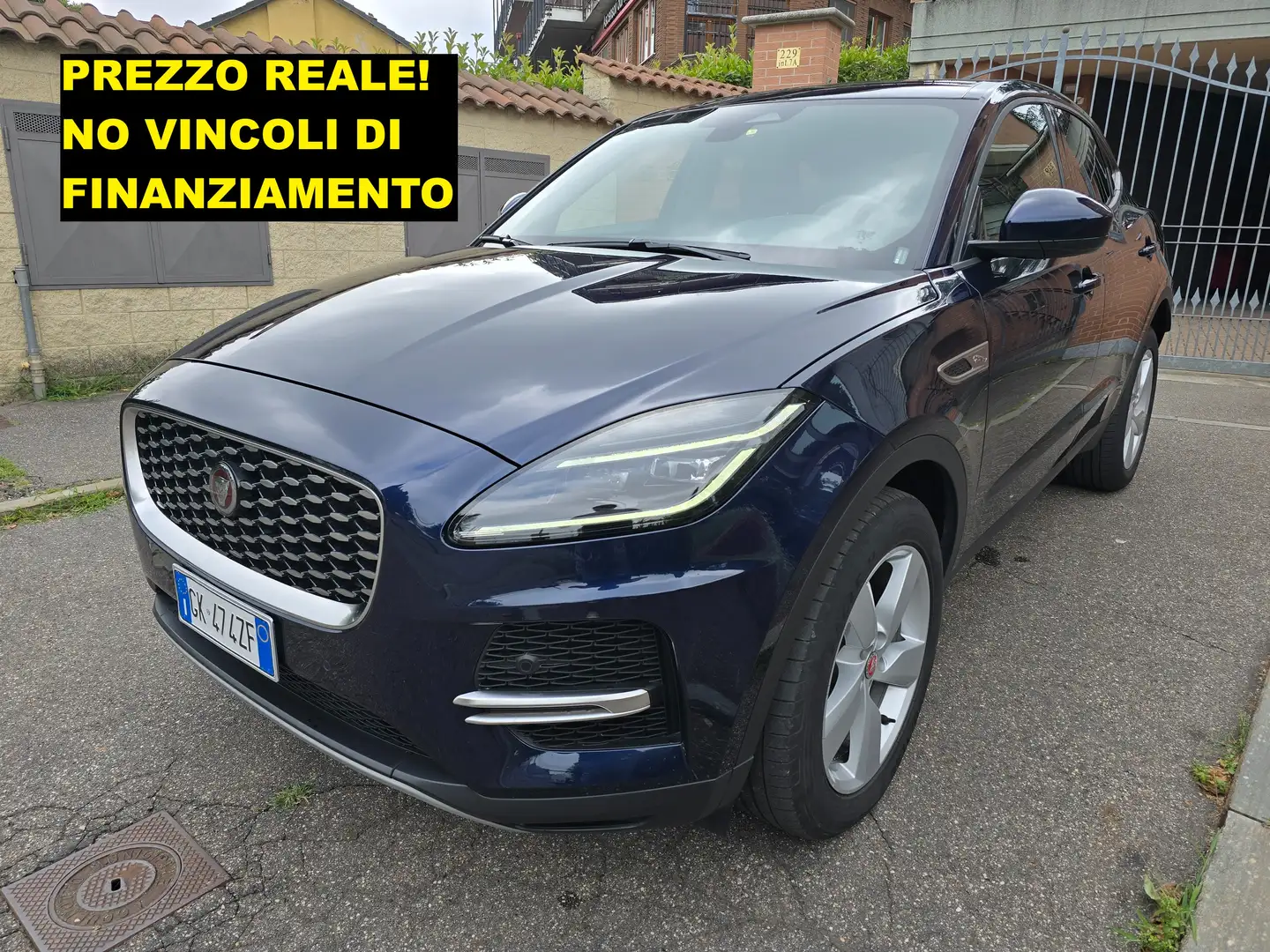 Jaguar E-Pace my'22 Mhev 2.0d i4(163cv) SE AWD Blau - 1