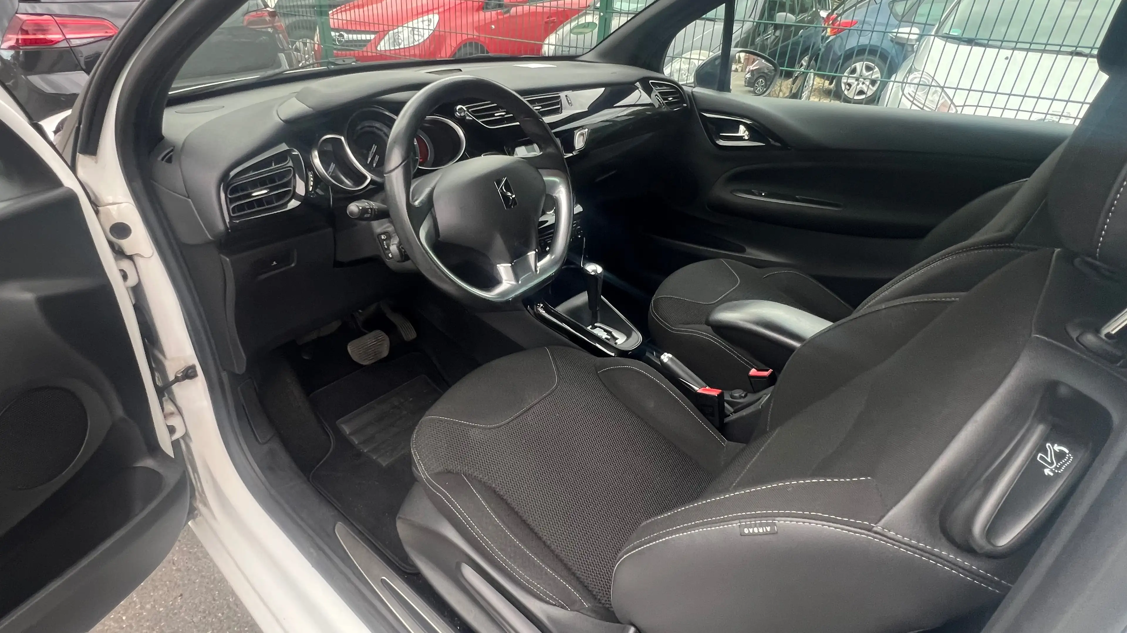 Citroen DS3 DS3 VTi 120 Automatik SoChic — photo 8