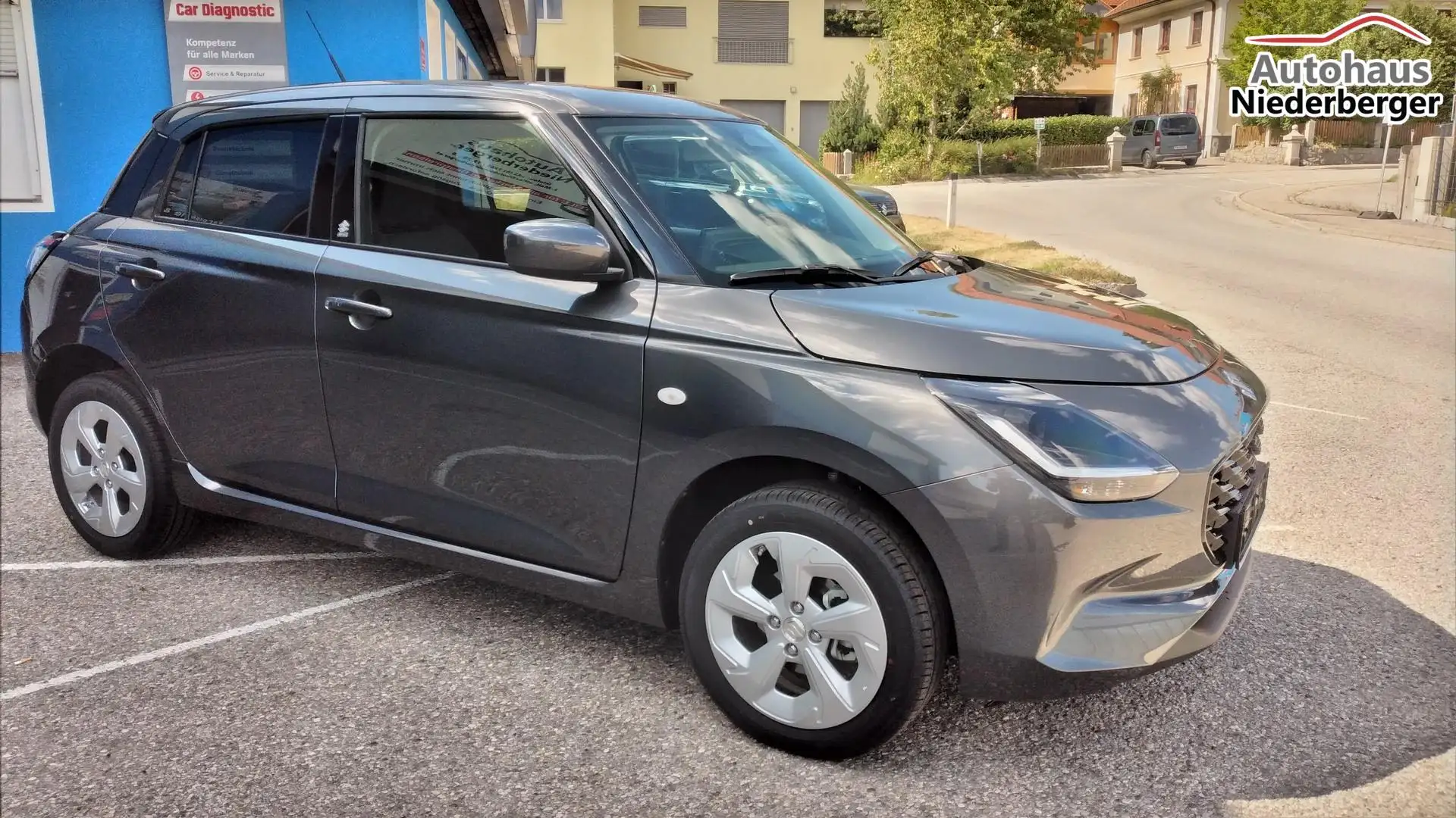 Suzuki Swift Hybrid Allgrip Shine *Neues Modell* 60 kW (82 P... Grau - 2