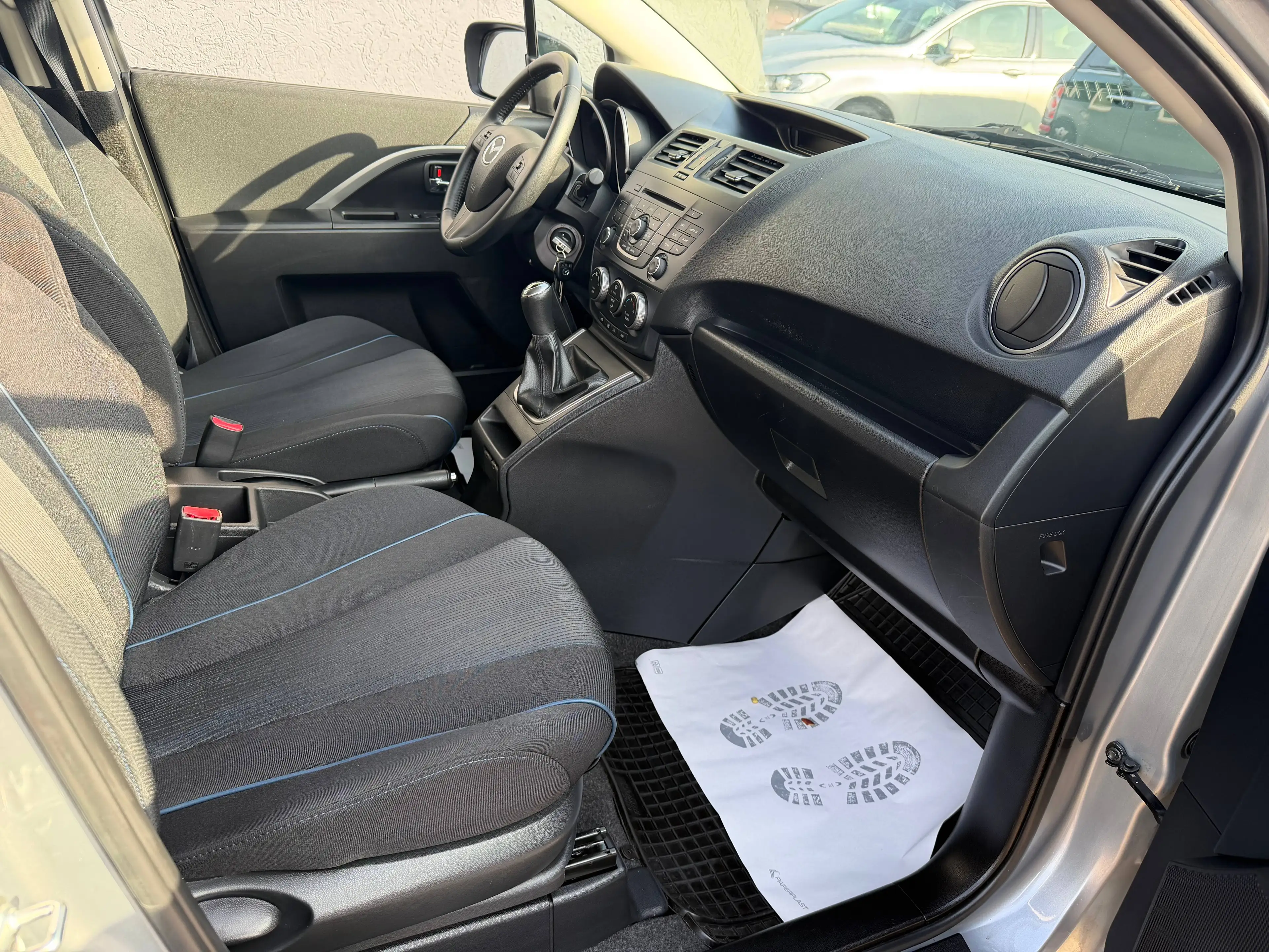 Mazda 5 Center-Line*7Sitze*Top Zustand*1.Hand*SH lückenlos bei Mazda — photo 9