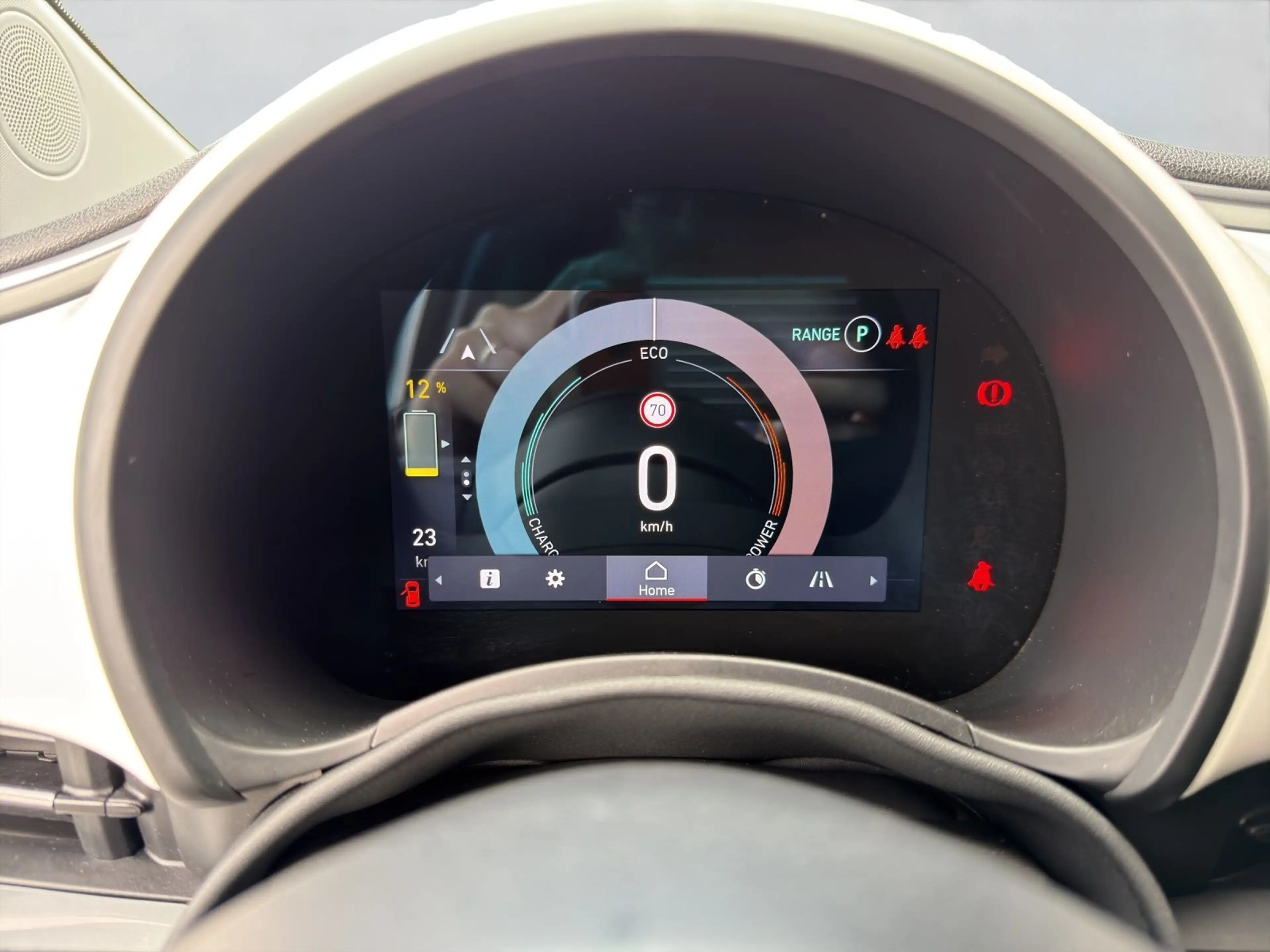 Fiat 500e Cabrio — photo 12