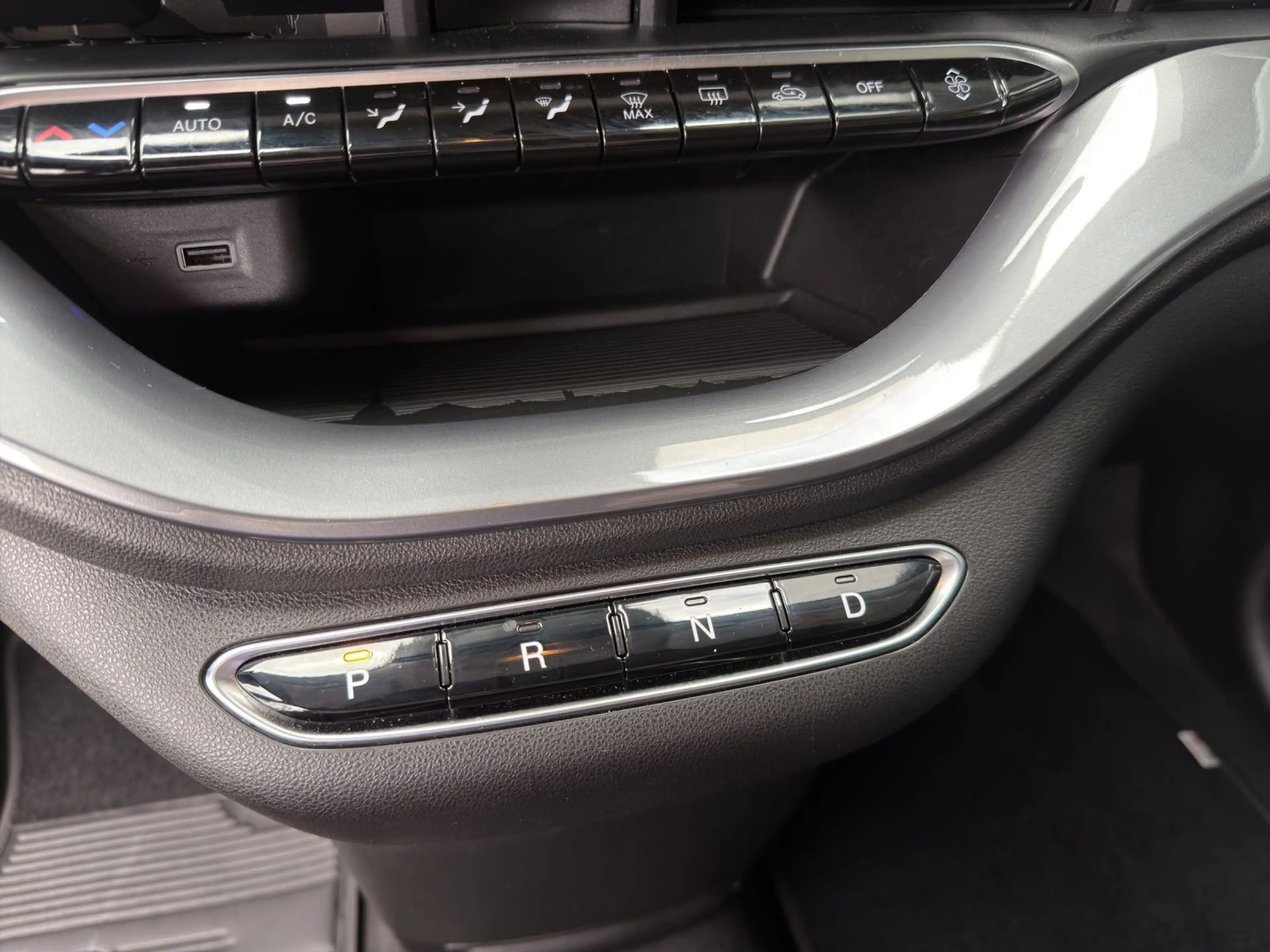 Fiat 500e Cabrio — photo 14