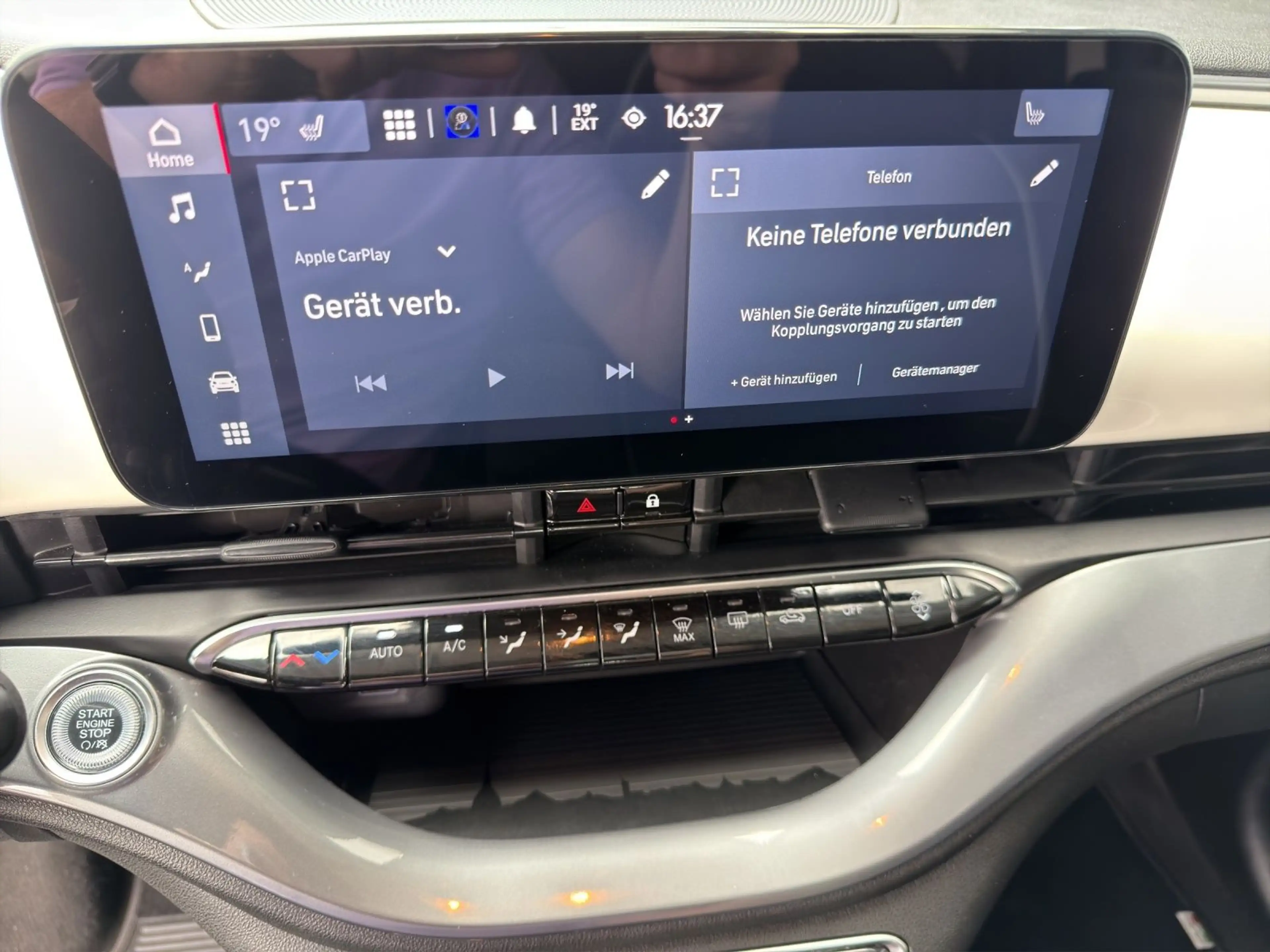 Fiat 500e Cabrio — photo 13