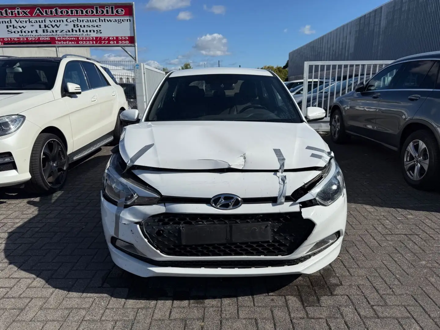 Hyundai i20 Pure,Klima,Euro6b Weiß - 2
