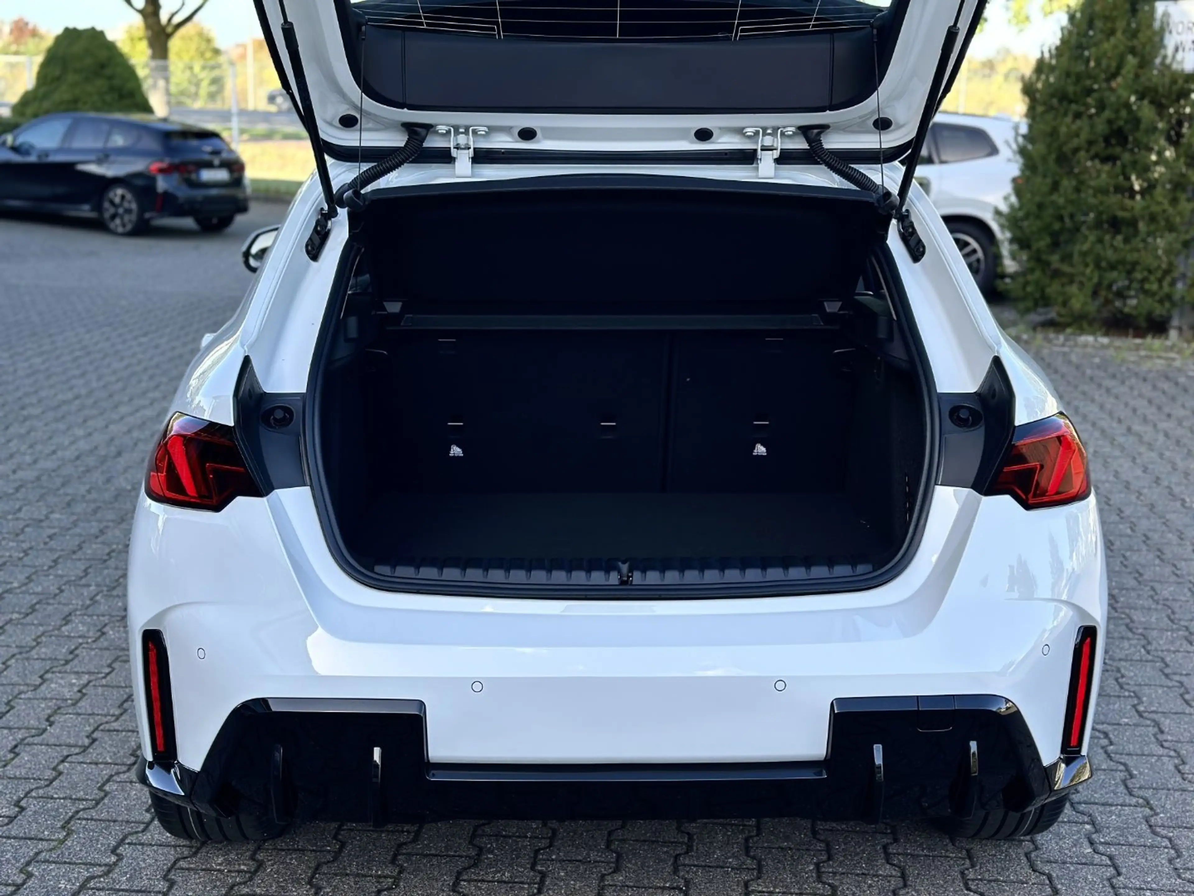 BMW 120 M Sport Design DAB Parkassistent Klimaaut. Shz — photo 7