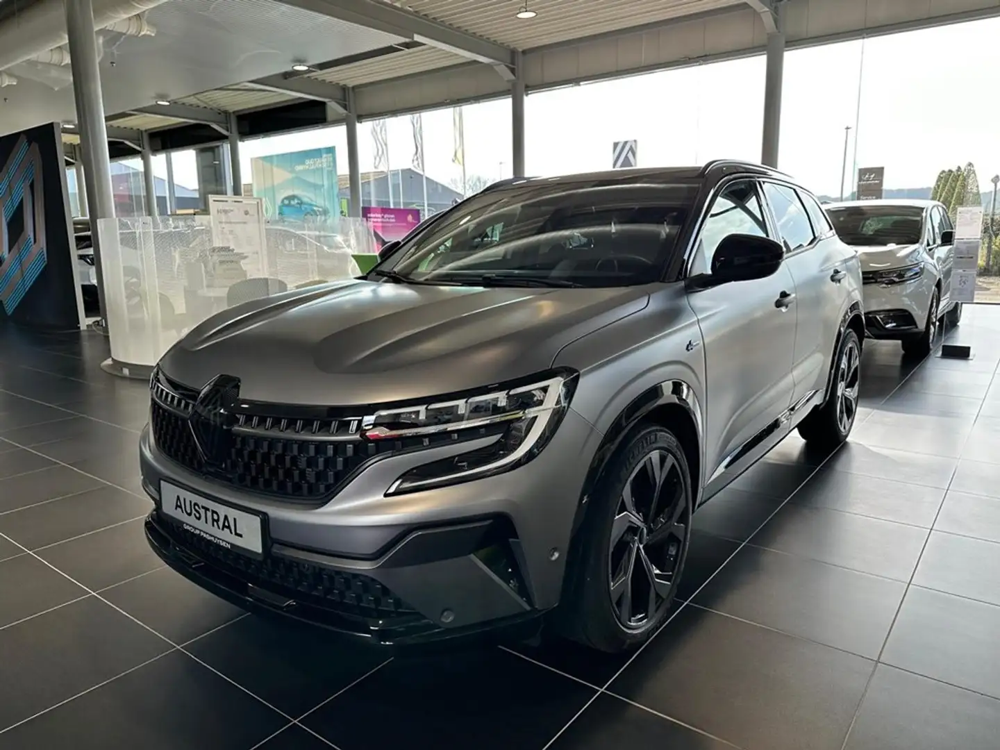 Renault Austral techno esprit Alpine E-Tech full hybrid 200 Grijs - 1